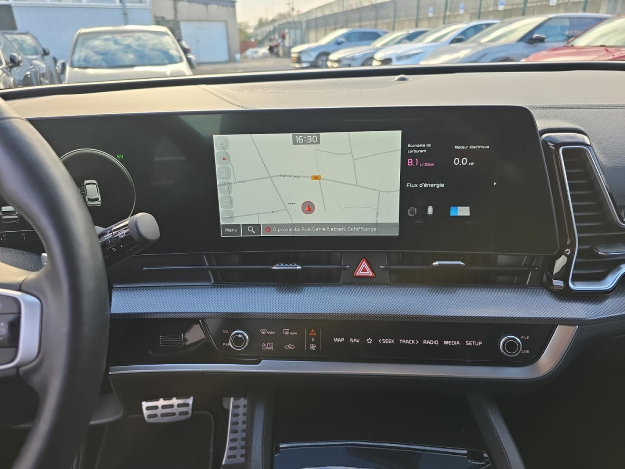 Kia Sportage GT Line HEV (2023) - Photo 13