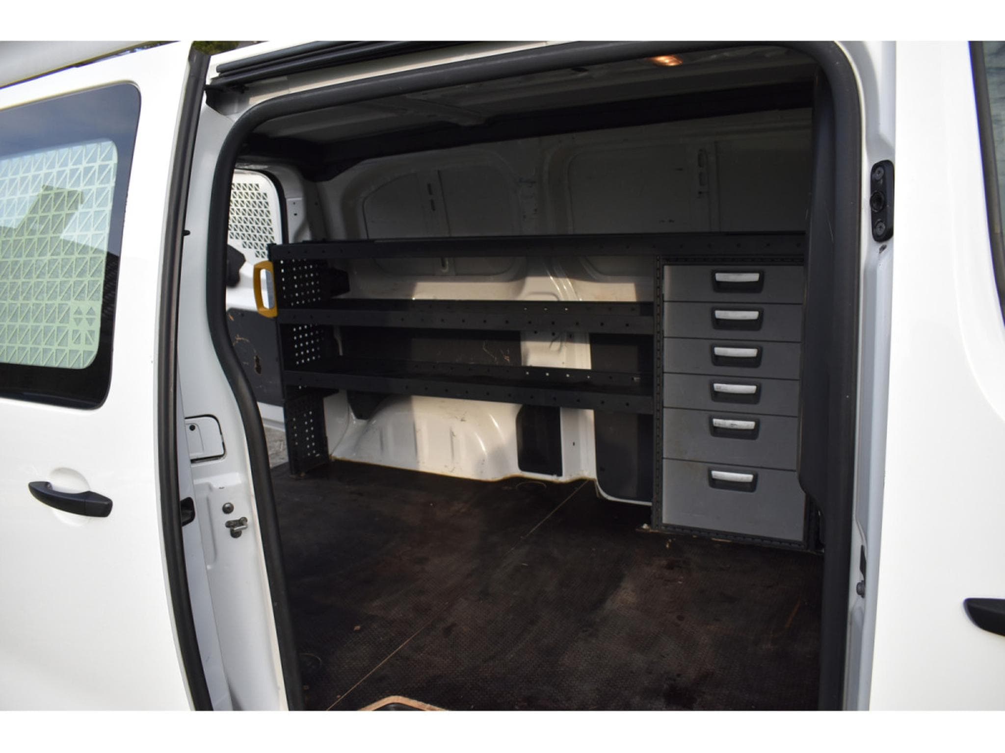 Peugeot Expert 2,0 HDi 120 Airco 3 places (2019) - Photo 10