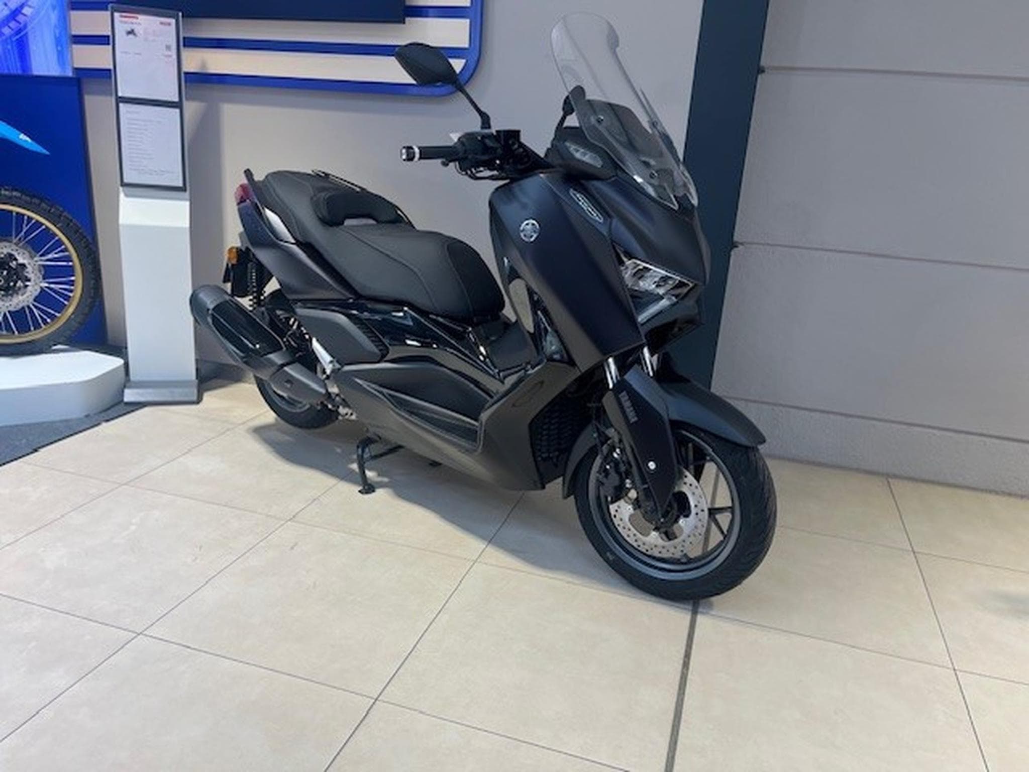 Yamaha XMAX 300 Tech Max + (2026) - Photo 1