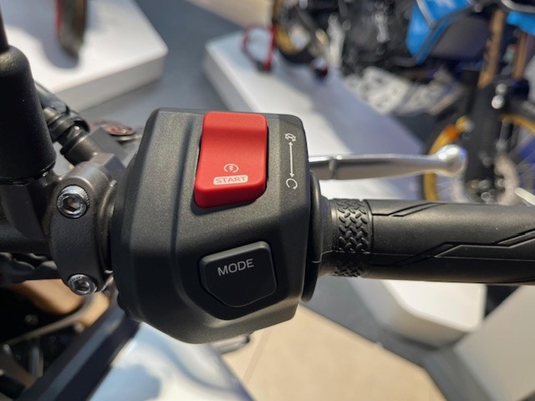 Yamaha MT09 SP (2026) - Photo 11