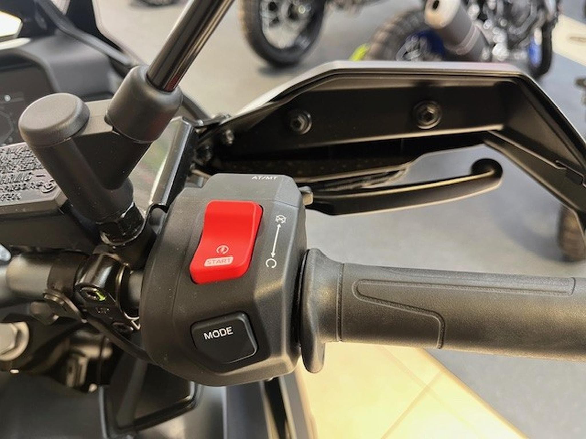 Yamaha Tracer 7 GT Y-AMT (2026) - Photo 10