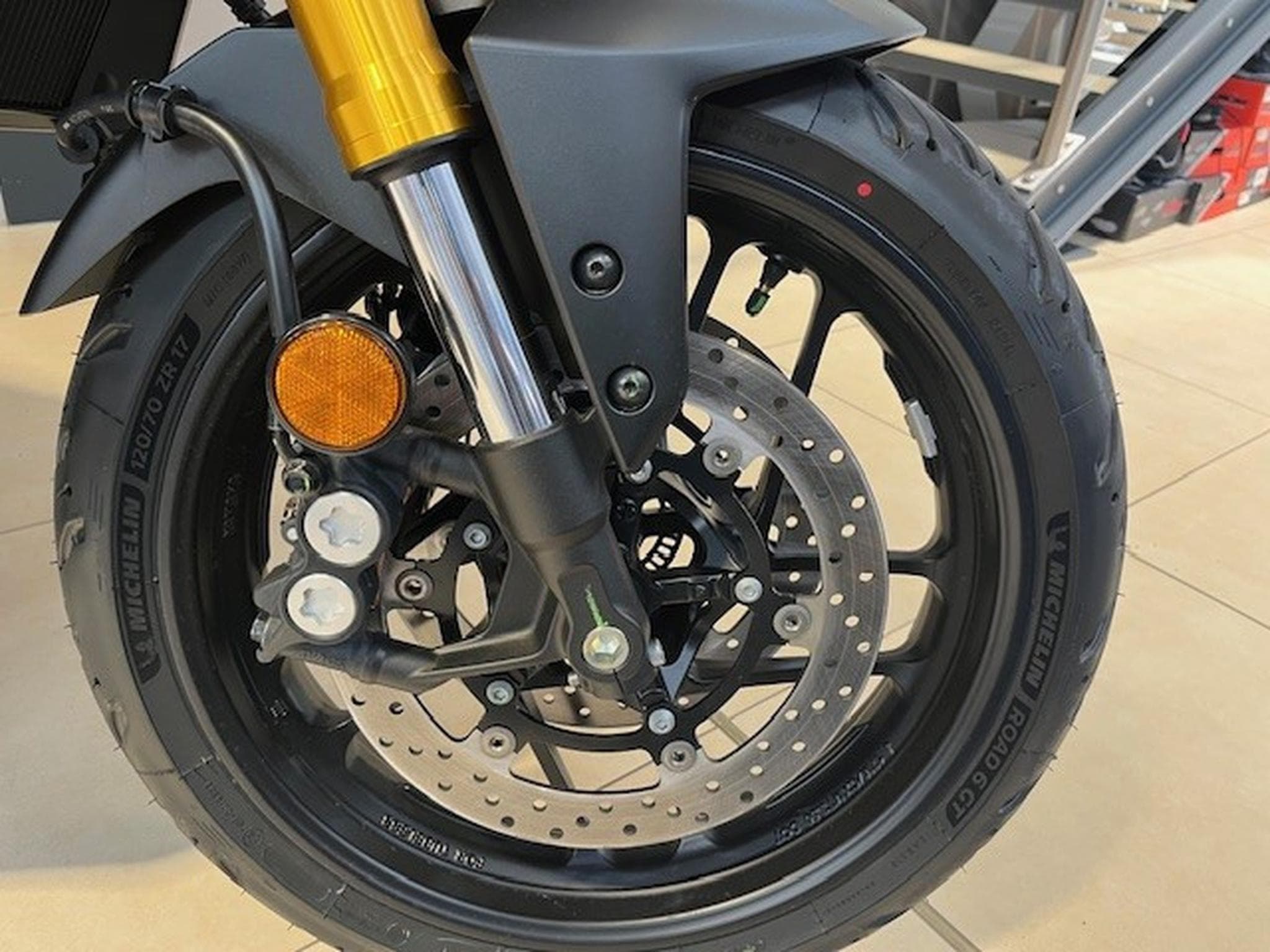 Yamaha Tracer 7 GT Y-AMT (2026) - Photo 8