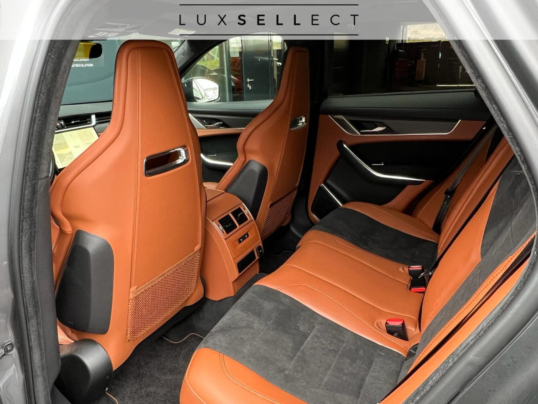 Jaguar F-Pace SVR 5.0L V8 FULL OPTIONS (2021) - Photo 7