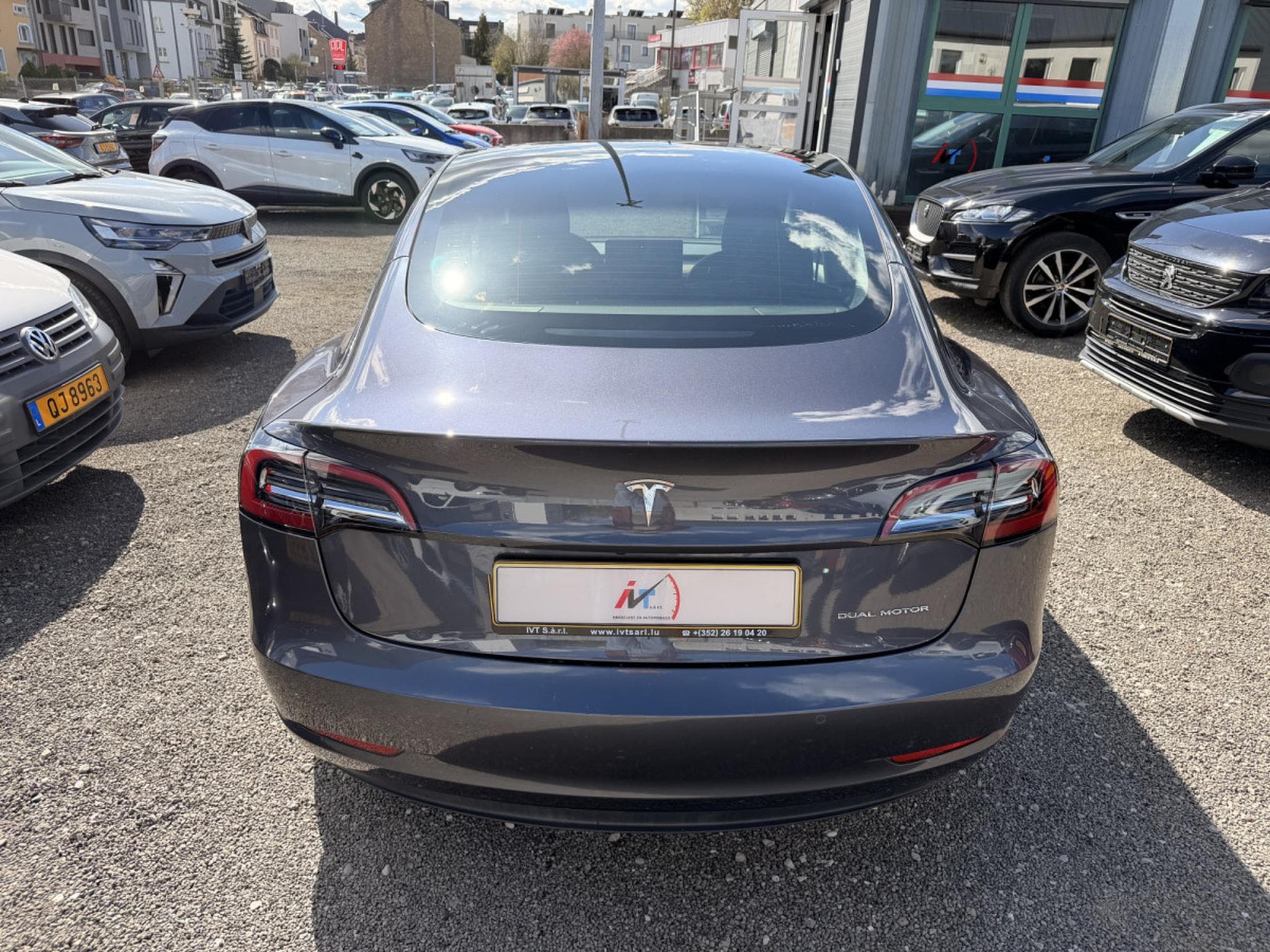 Tesla Model 3 Dual Motor Long Range (2022) - Photo 4