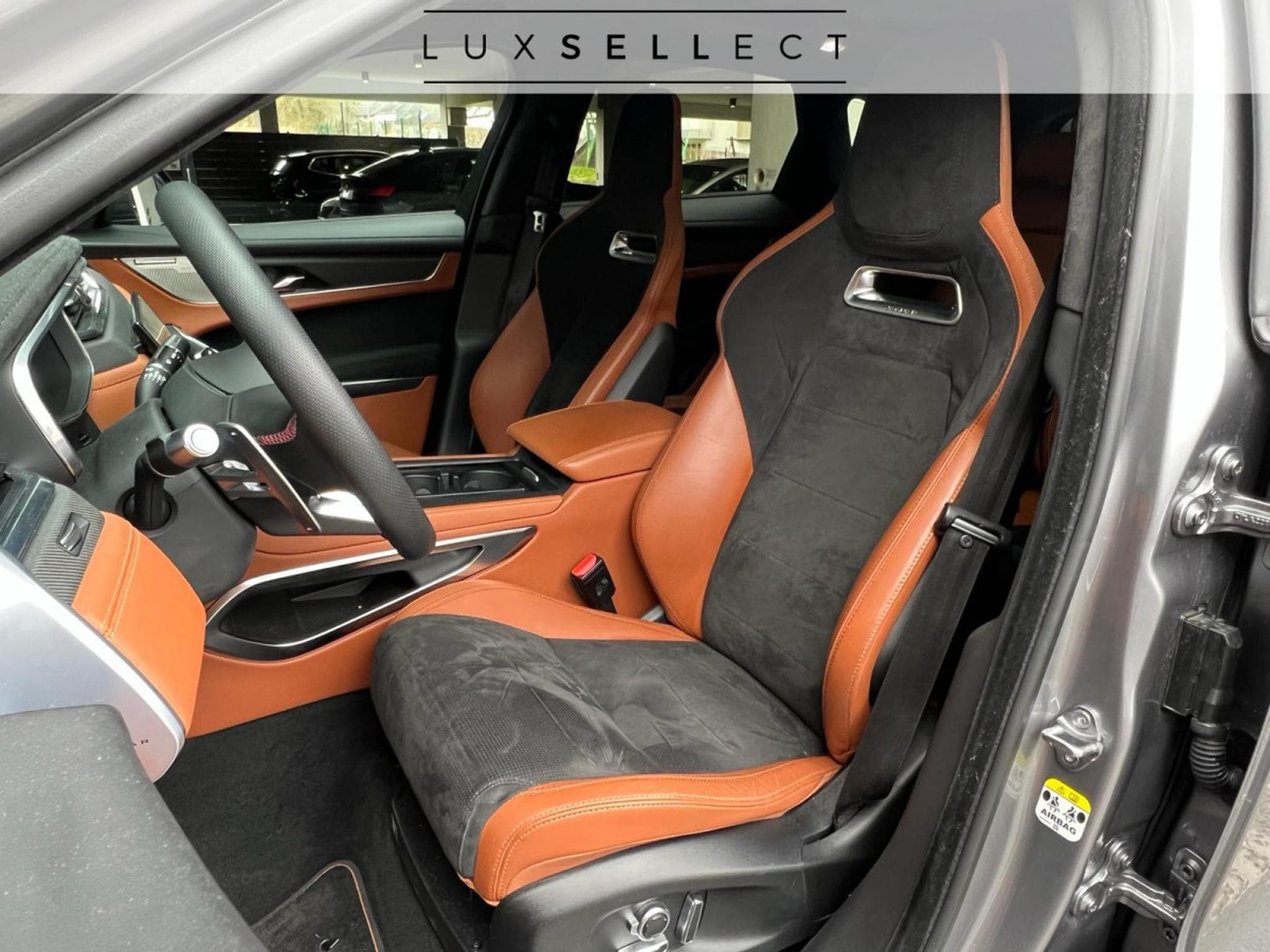 Jaguar F-Pace SVR 5.0L V8 FULL OPTIONS (2021) - Photo 6