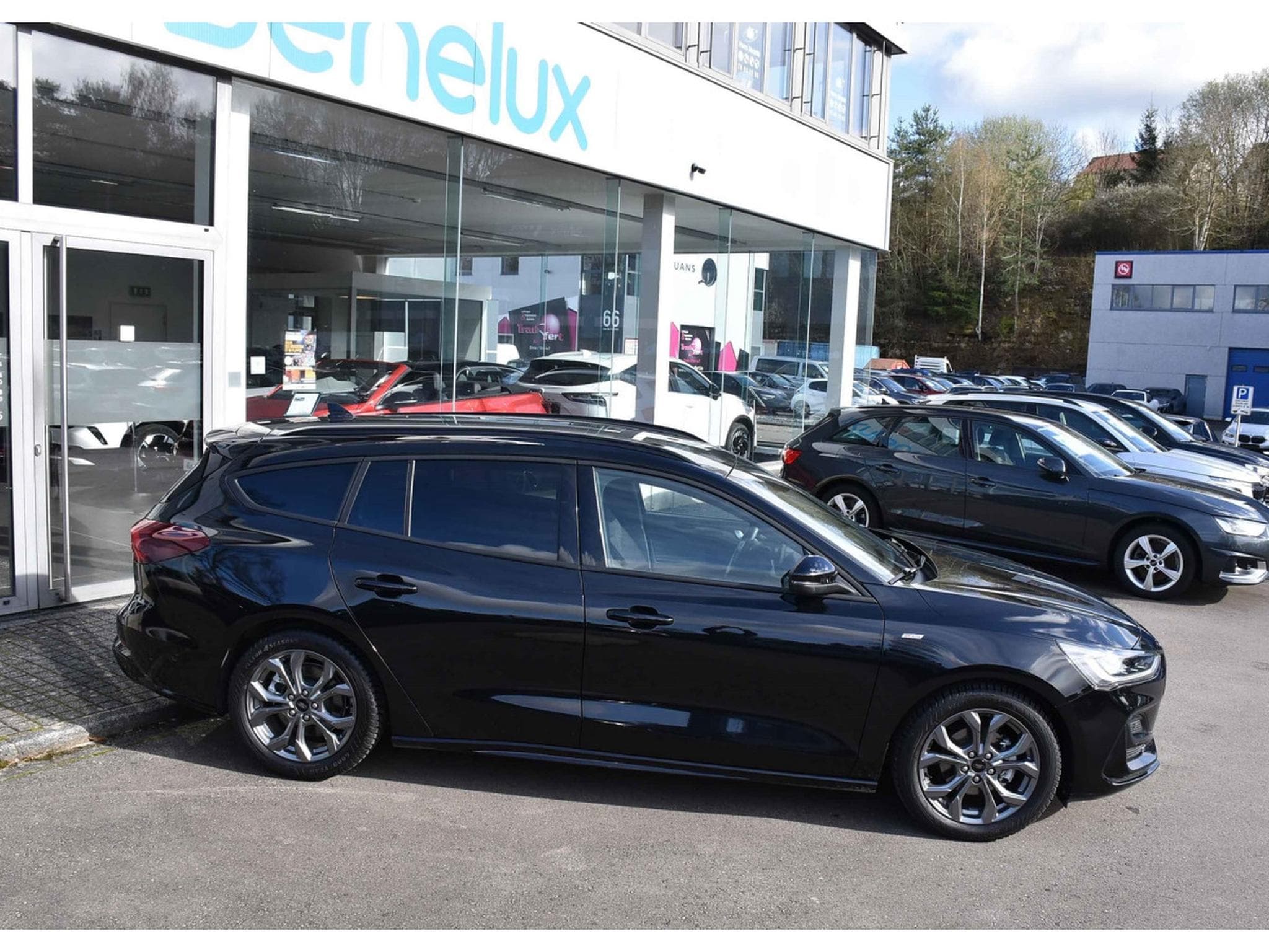 Ford Focus Clipper 1.0 EcoBoost MHEV ST-Line Auto. ACC LANE SIDE CAM (2025) - Photo 3