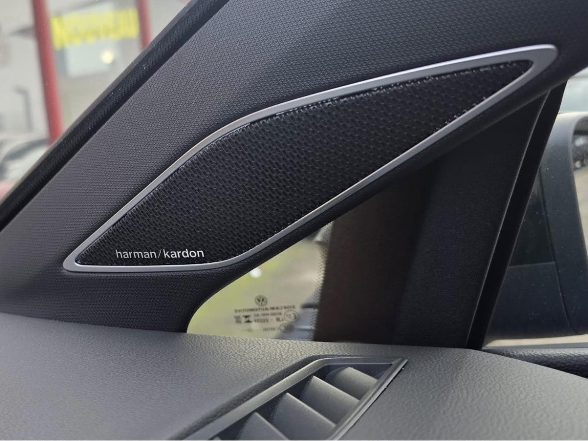 VW Golf R 2.0 TSI FACELIFT BLACK EDITION HEAD UP HARMAN KARDON PANO (2025) - Photo 7