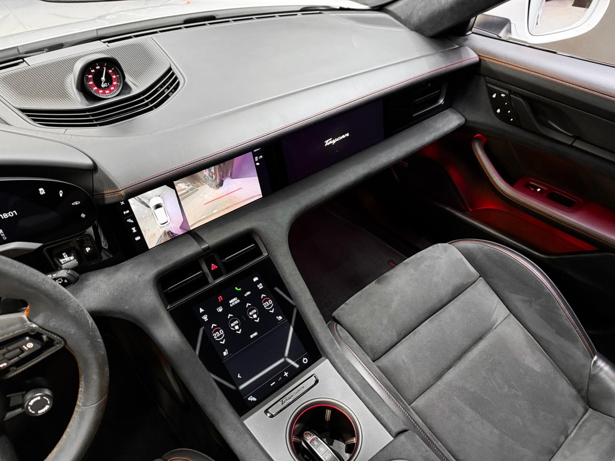 Porsche Taycan GTS Sport Turismo / PANO / PDLS + / LIFT / 360° (2022) - Photo 10