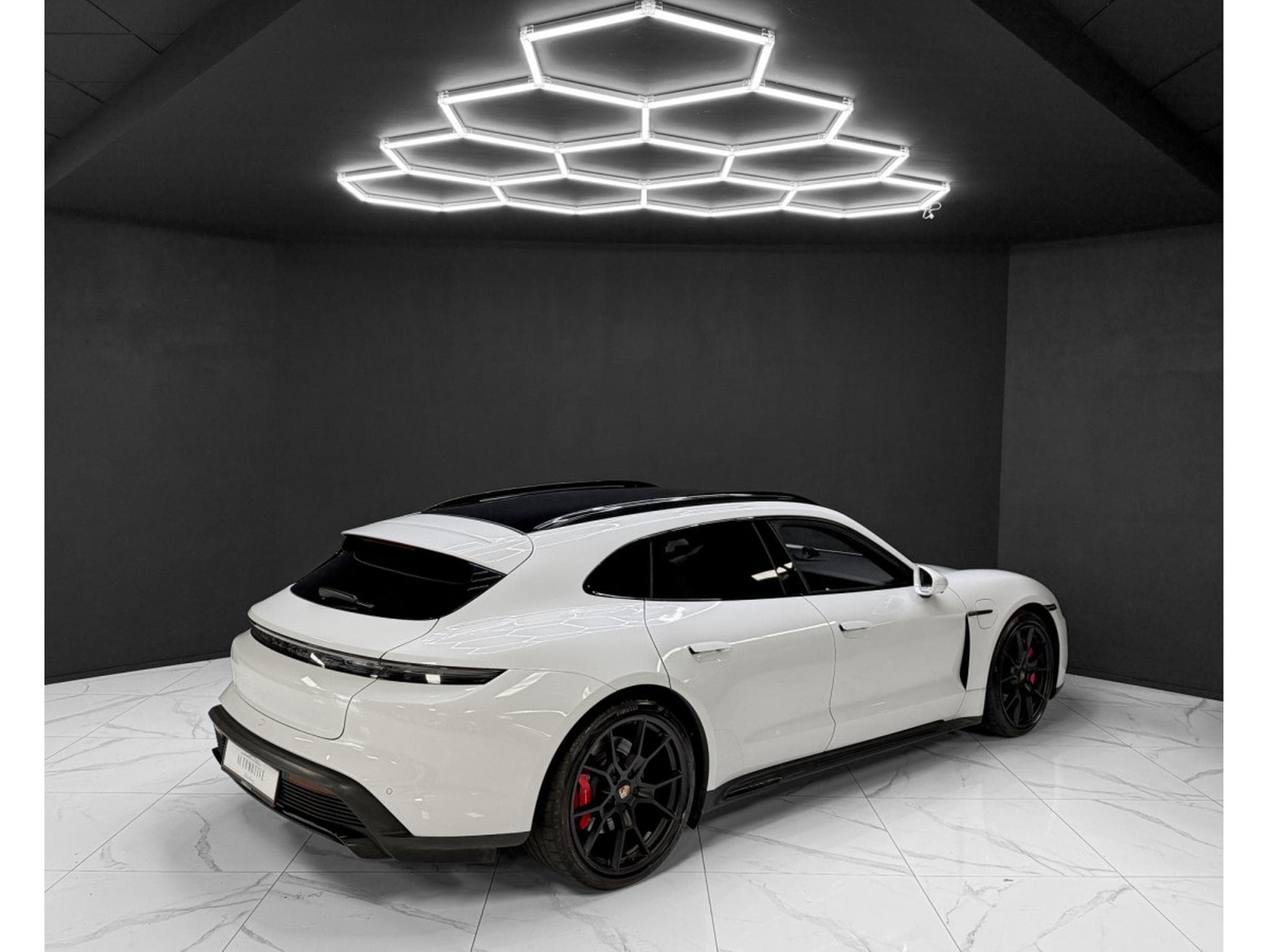 Porsche Taycan GTS Sport Turismo / PANO / PDLS + / LIFT / 360° (2022) - Photo 5