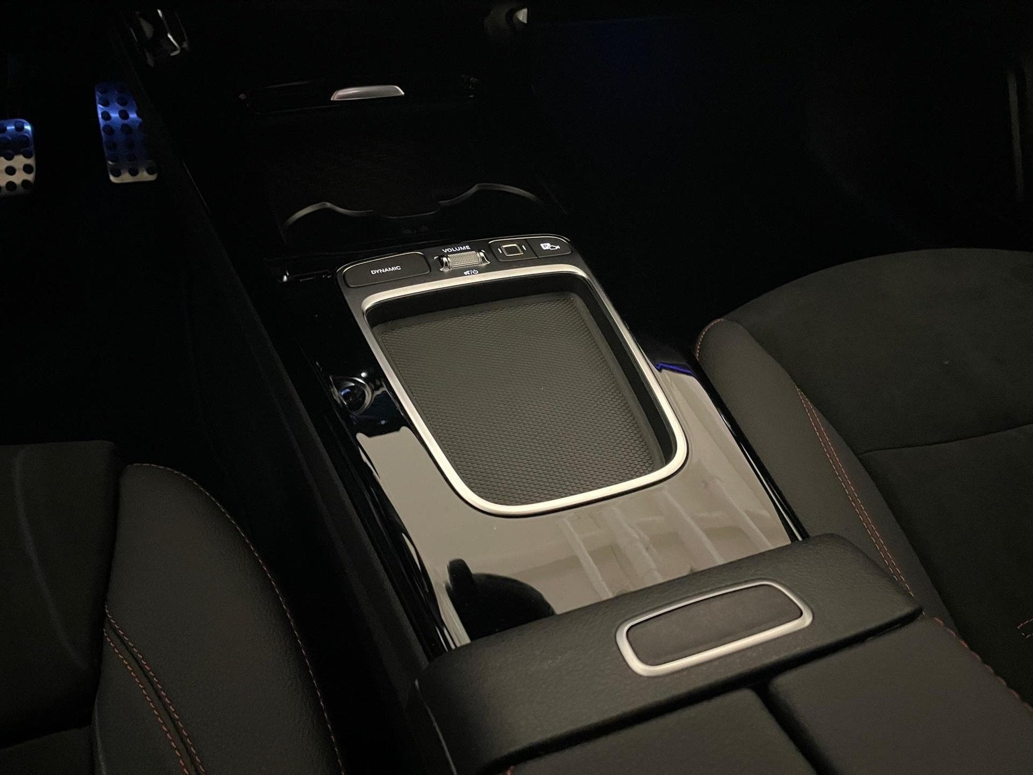 Mercedes A 200 1.3 hatchback AMG EDITION (2025) - Photo 9