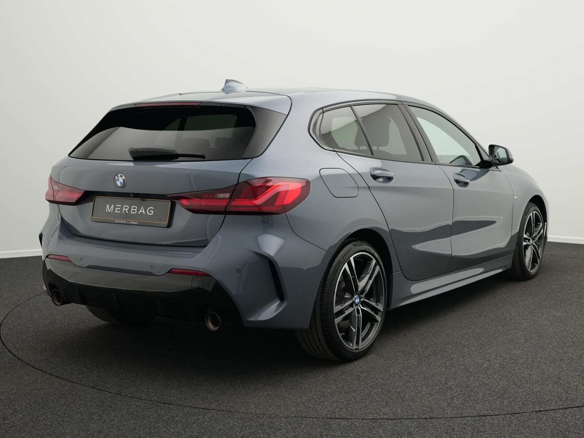 BMW 120 1er -  i M Sport (2022) - Photo 3