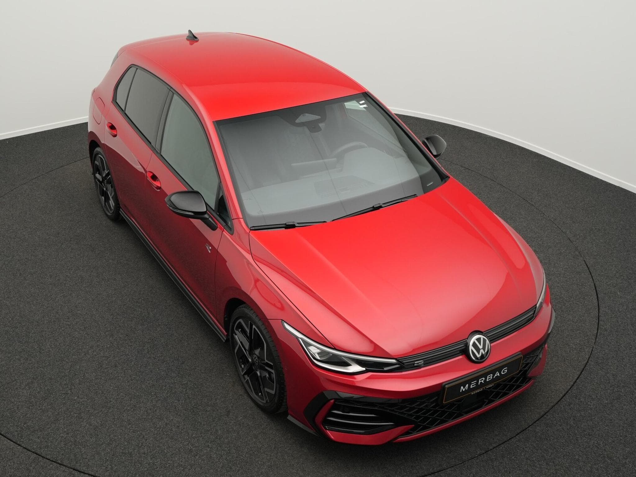VW Golf VIII 1.5 eTSI R-Line (2025) - Photo 10