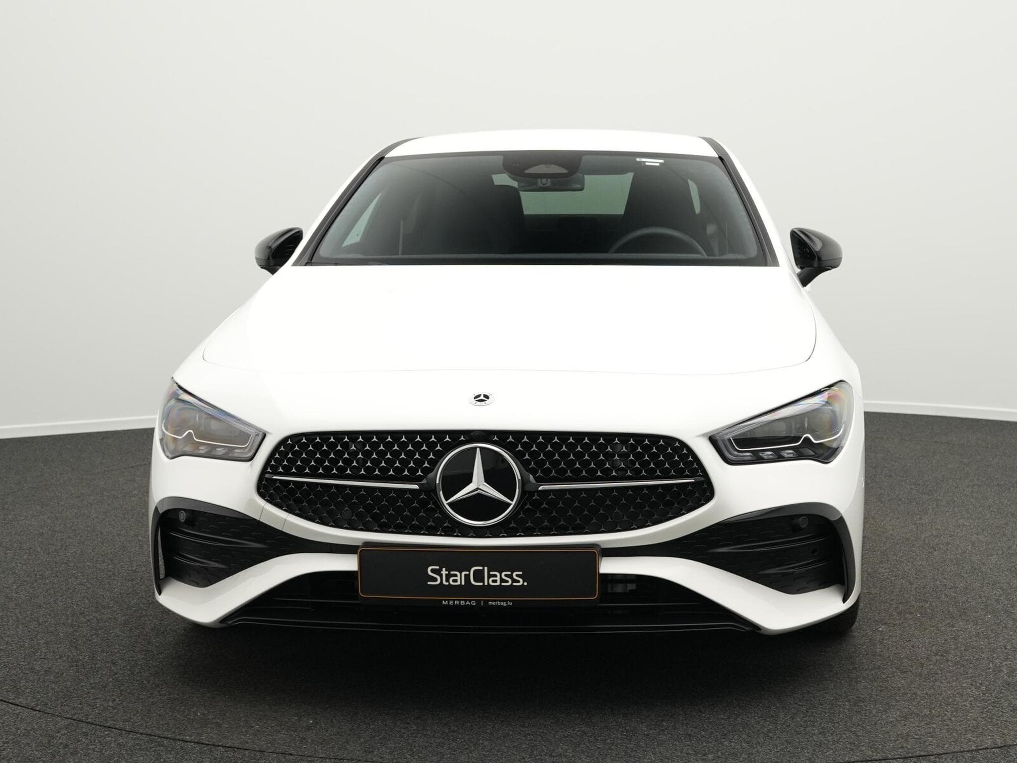 Mercedes CLA 200 d AMG-Line Cpe Multi+Kamera+19"+Ambi (2025) - Foto 2