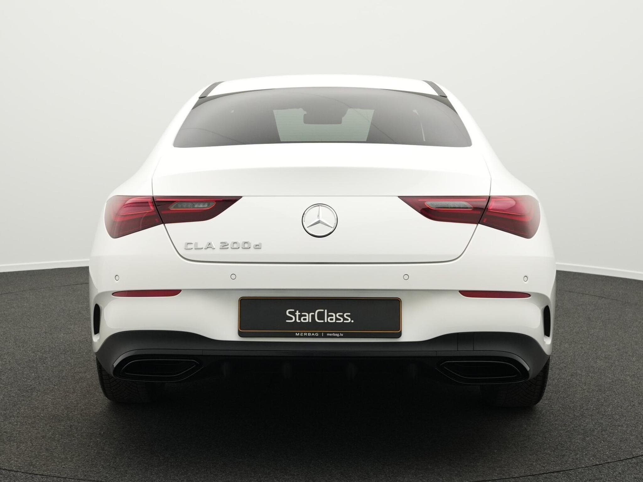 Mercedes CLA 200 d AMG-Line Cpe Multi+Kamera+19"+Ambi (2025) - Foto 4