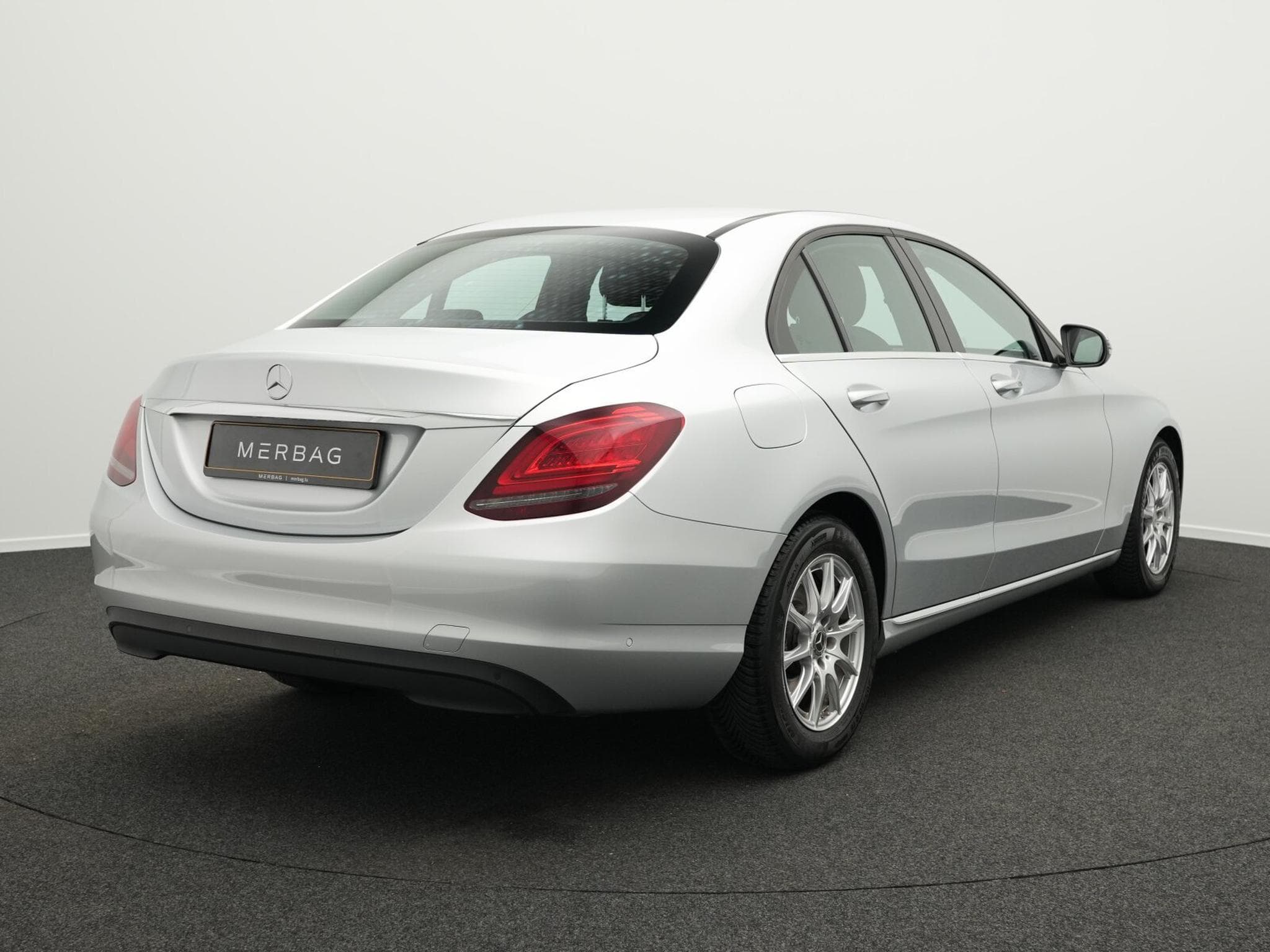 Mercedes C 180 d LED+Kamera+PTS (2019) - Photo 3
