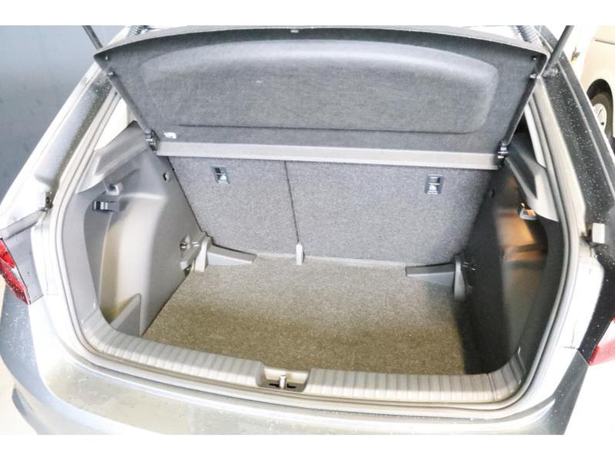 Skoda Fabia Selection (2025) - Foto 7