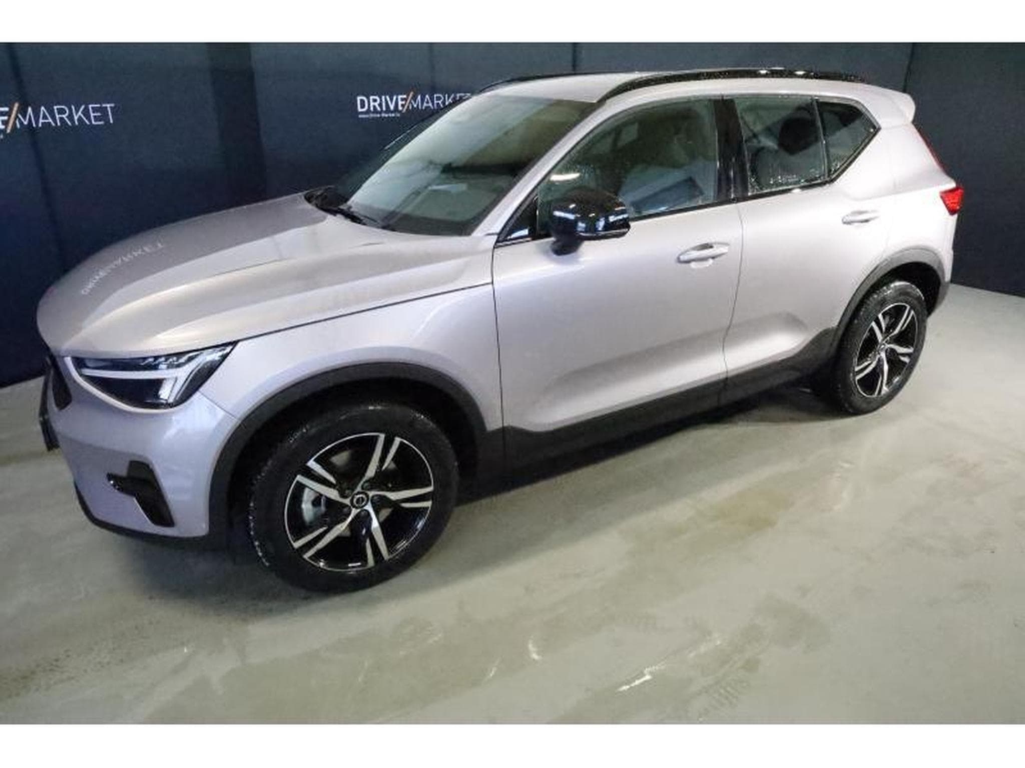 Volvo XC40 Dark (2025) - Foto 20