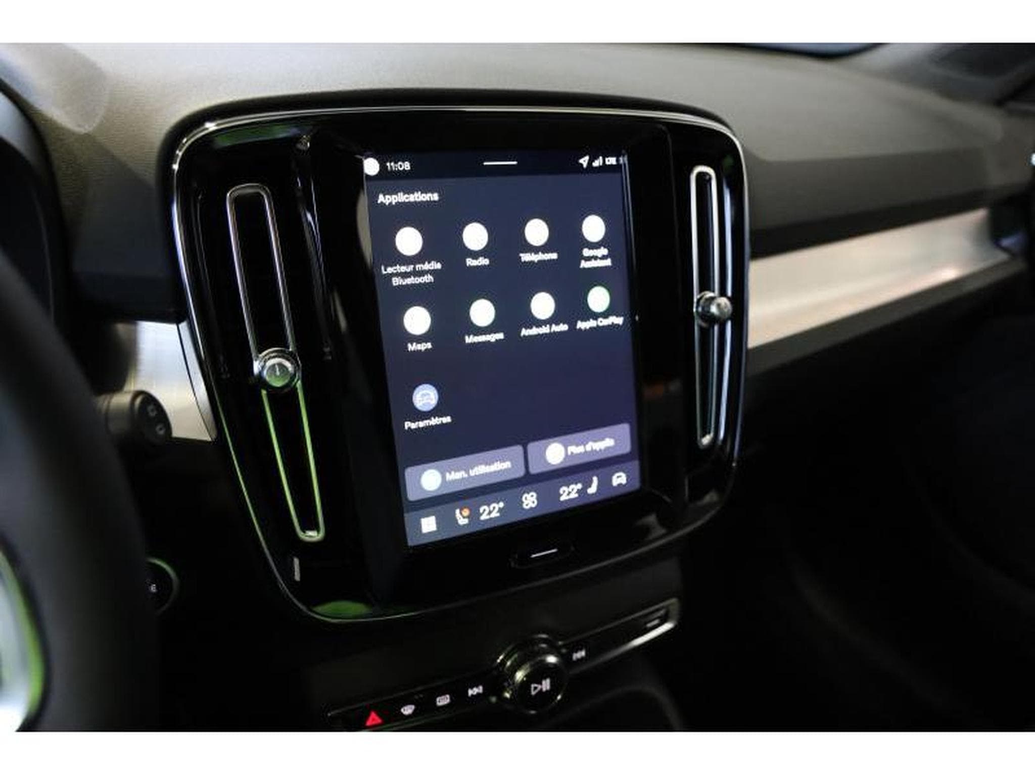 Volvo XC40 Dark (2025) - Photo 6