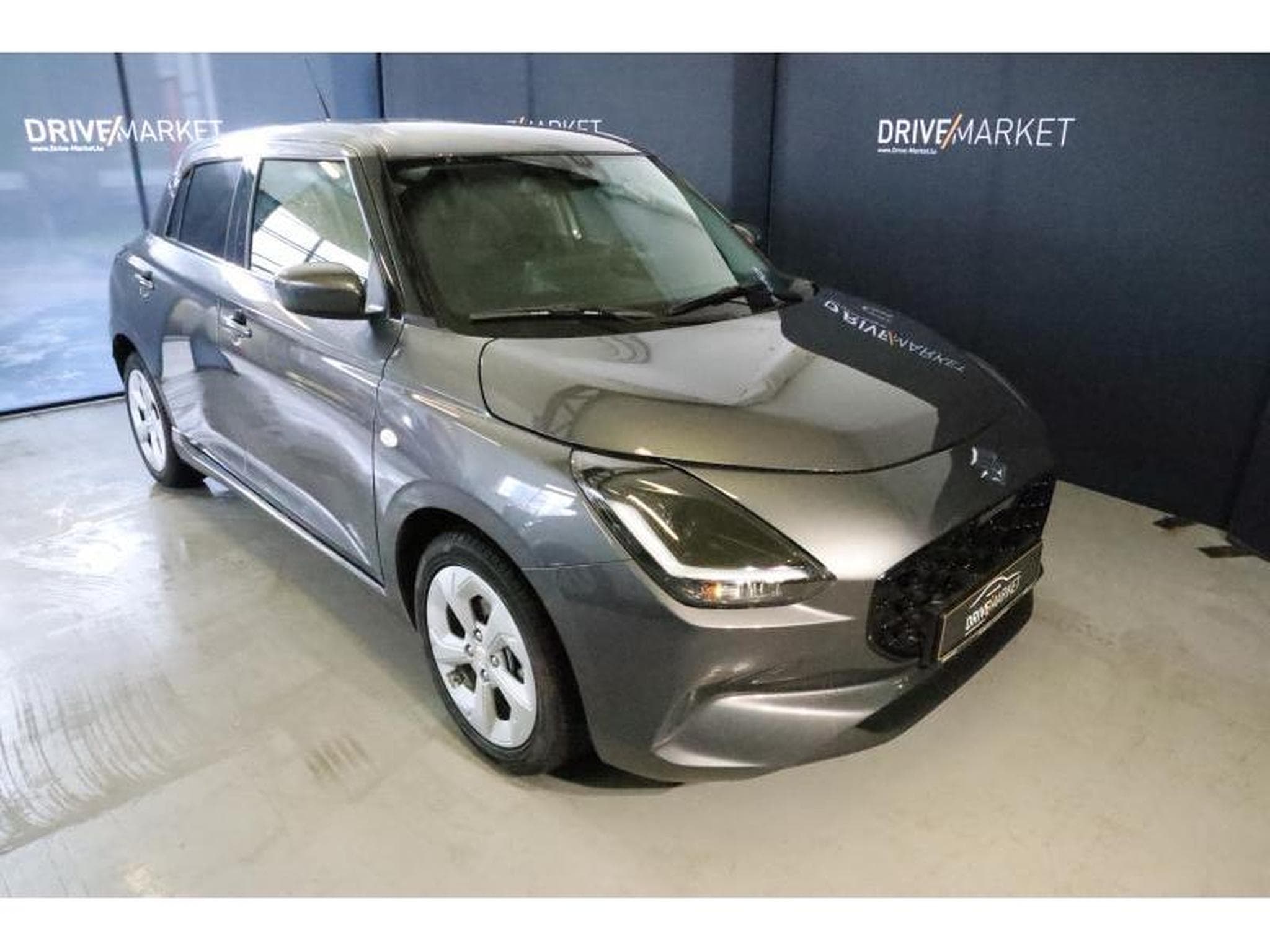 Suzuki Swift GL+ (2025) - Foto 17