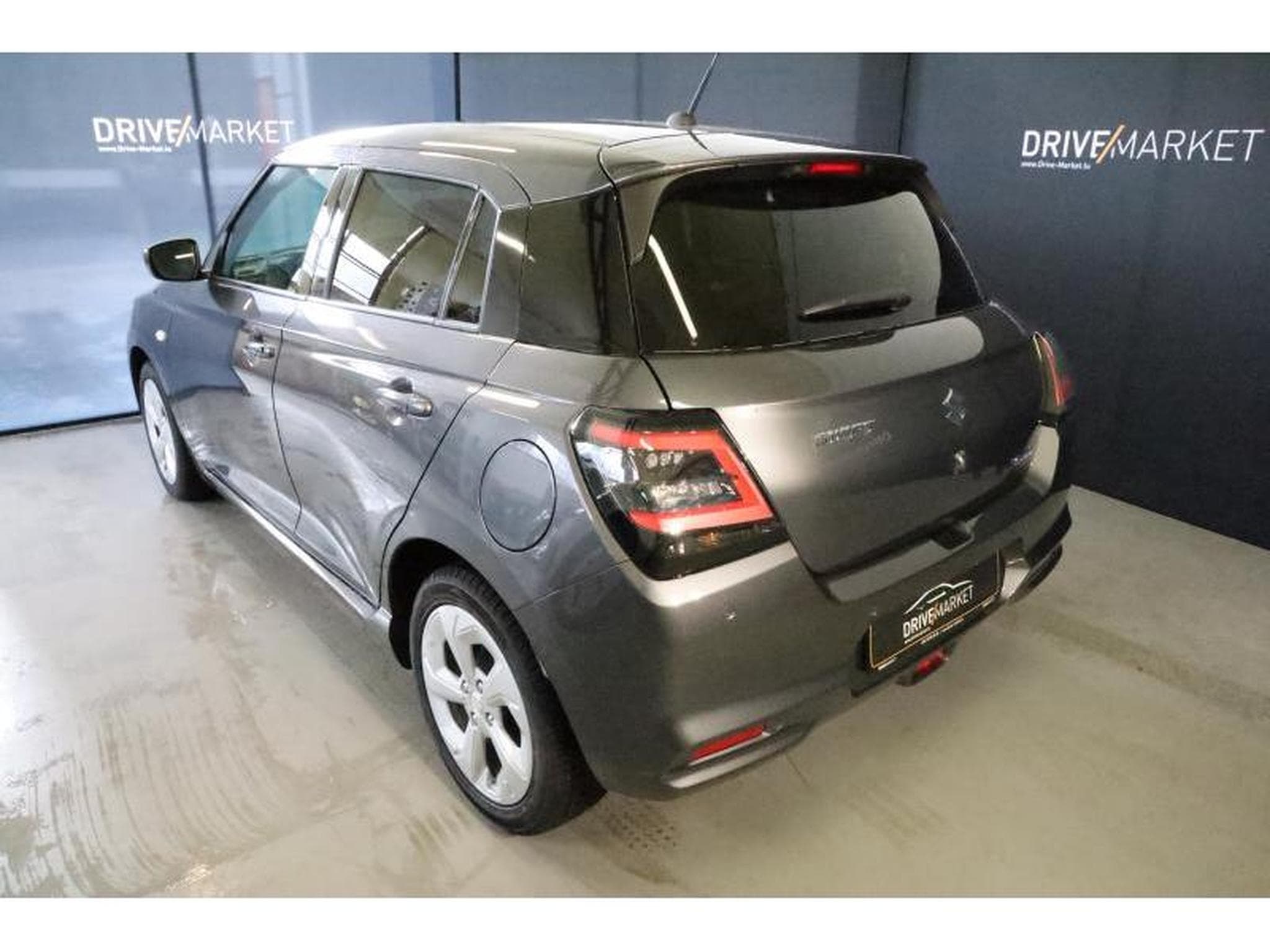 Suzuki Swift GL+ (2025) - Foto 3