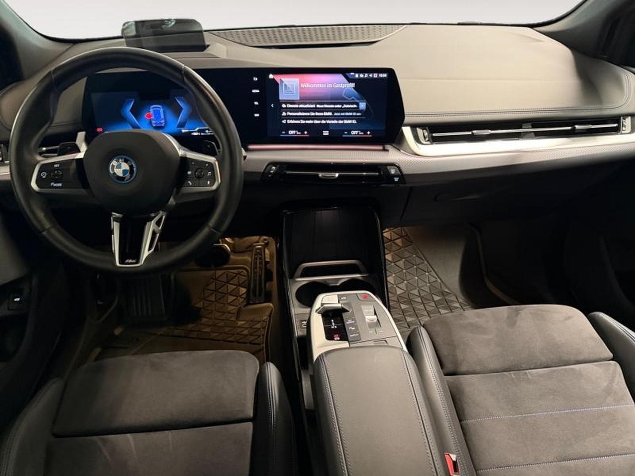 BMW 230 xDrive Active Tourer (2023) - Foto 7