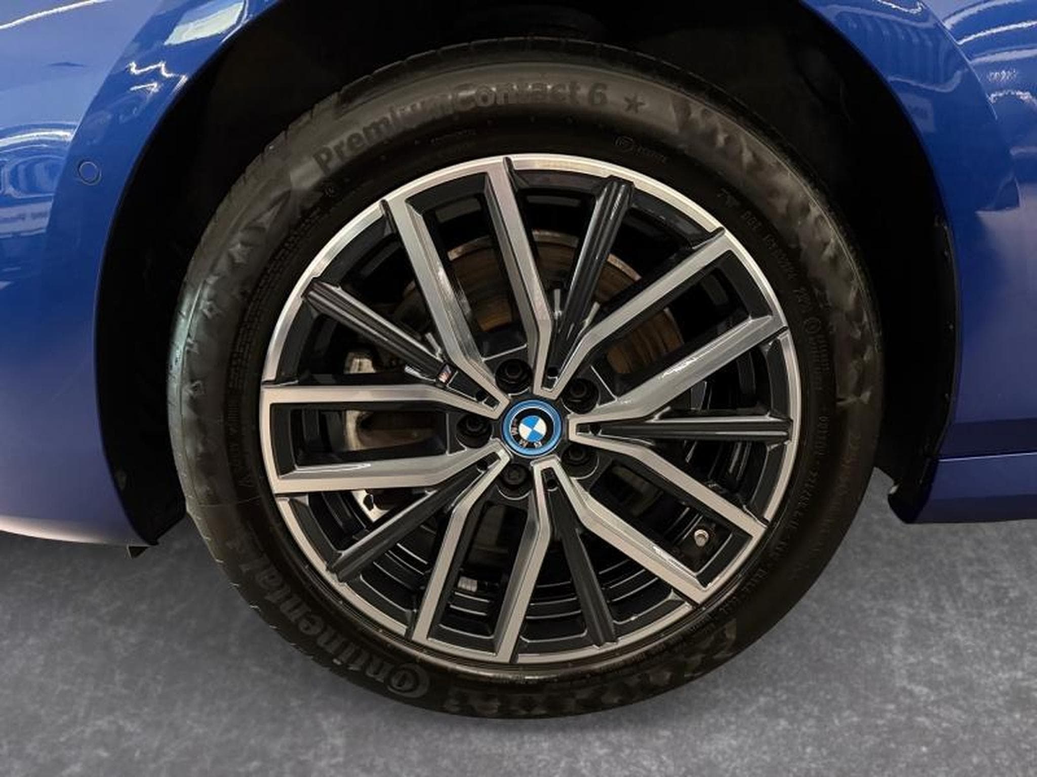 BMW 230 xDrive Active Tourer (2023) - Foto 8