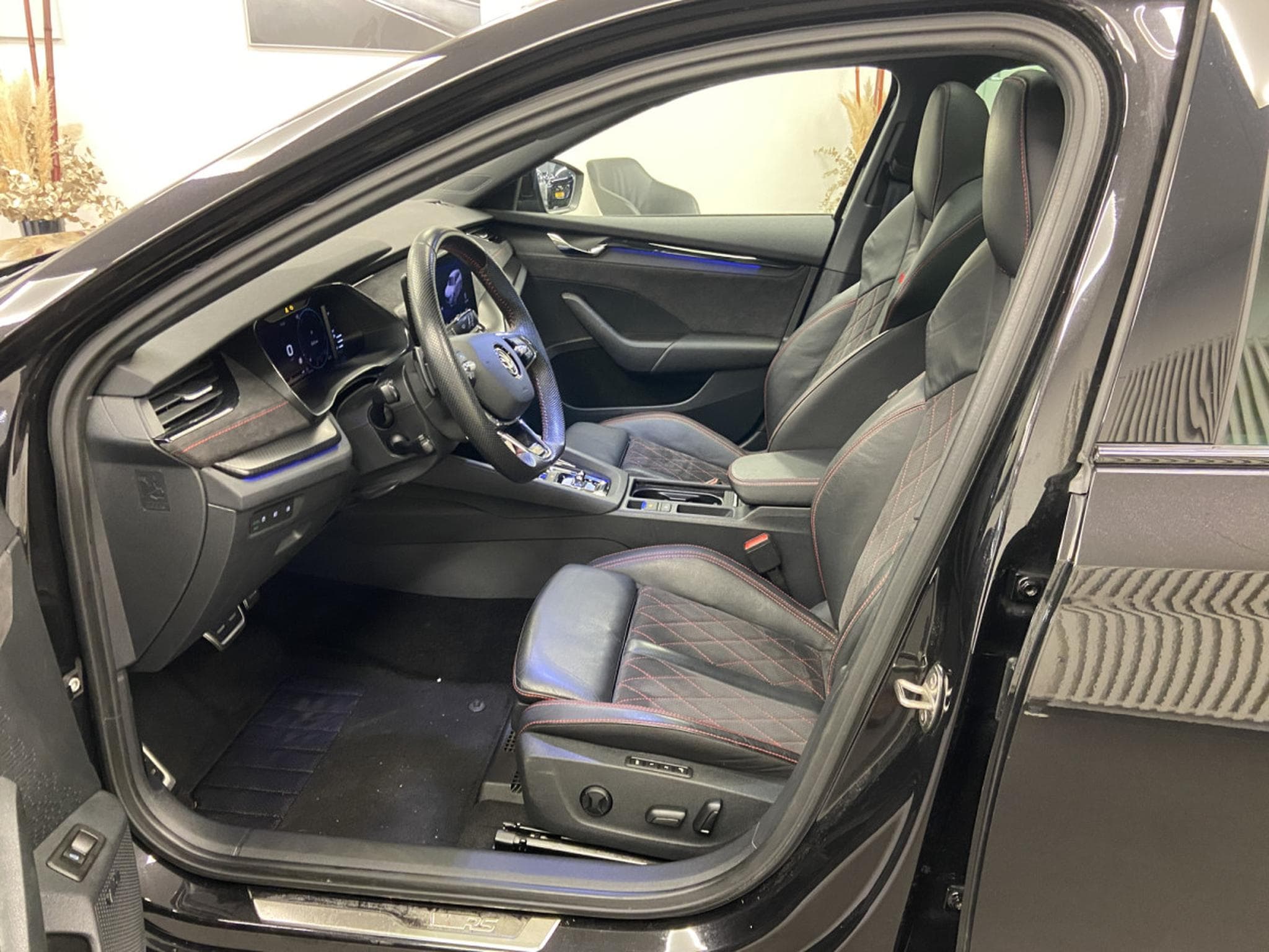 Skoda Octavia Octavia RS Combi Essence 180kW / 245ch DSG (2021) - Photo 3