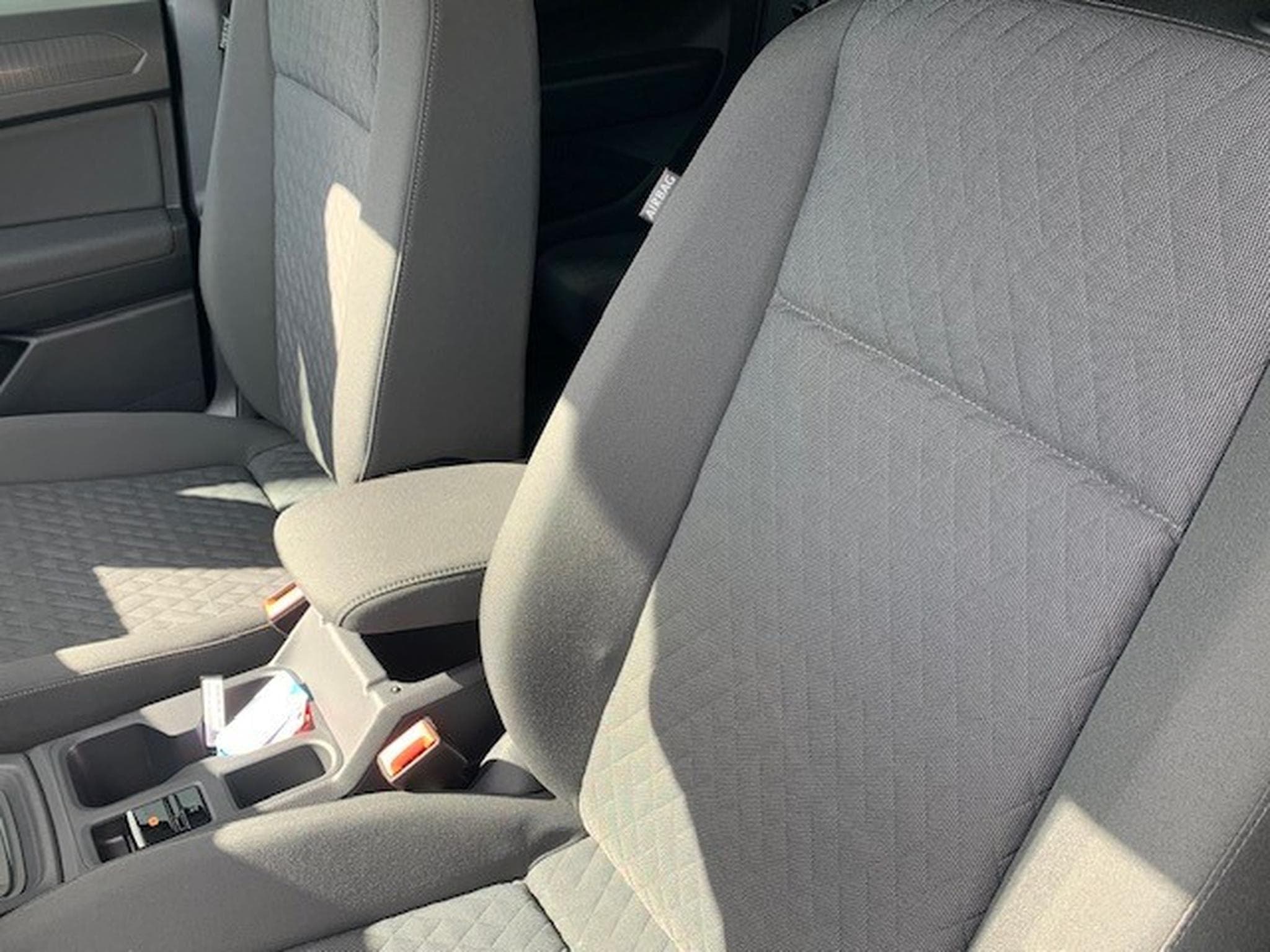 VW Caddy EDITION 1.5TSI PHEV 150CV DSG6 (2026) - Photo 2