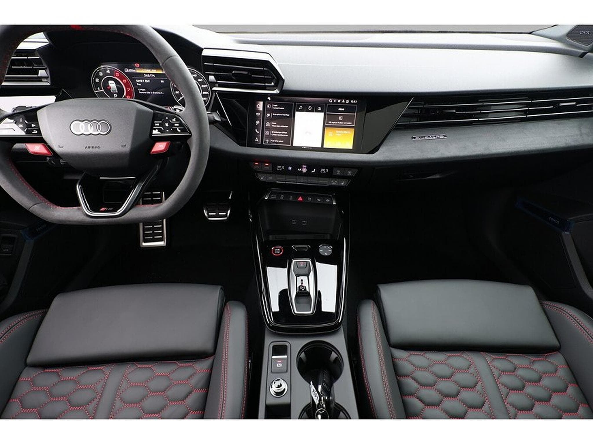 Audi RS3 (2026) - Photo 7