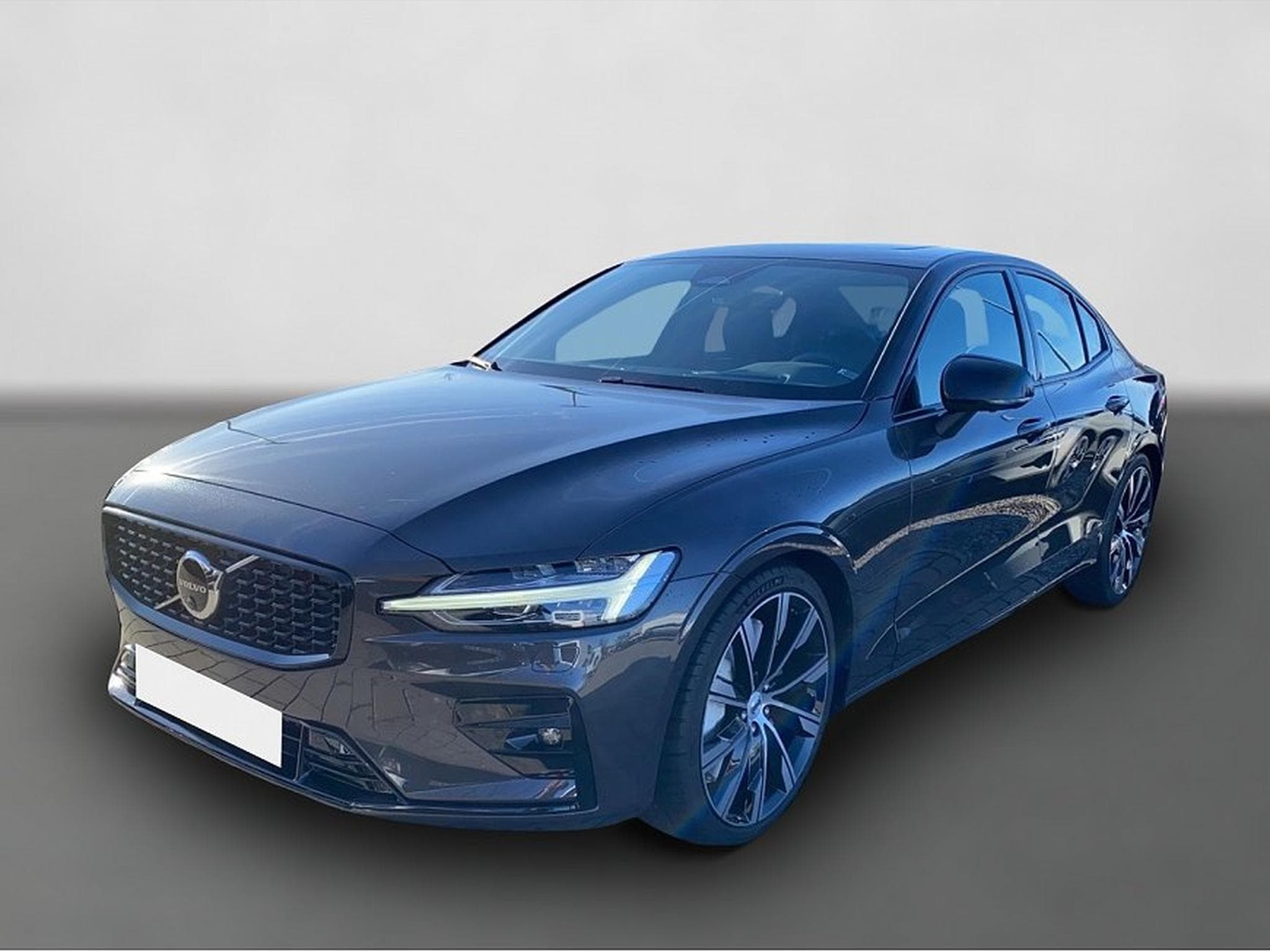 Volvo S60 (2023) - Photo 1