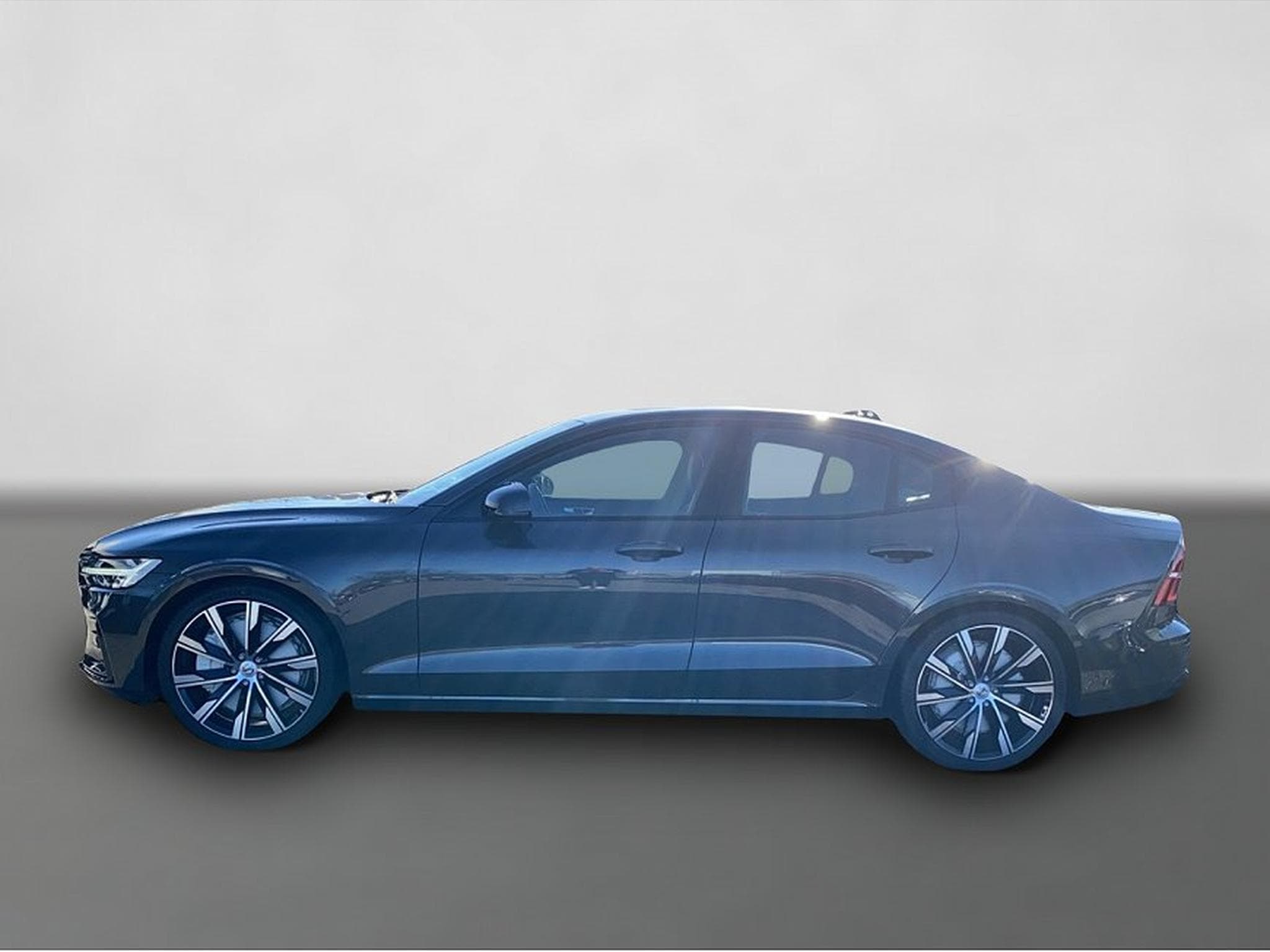 Volvo S60 (2023) - Photo 2