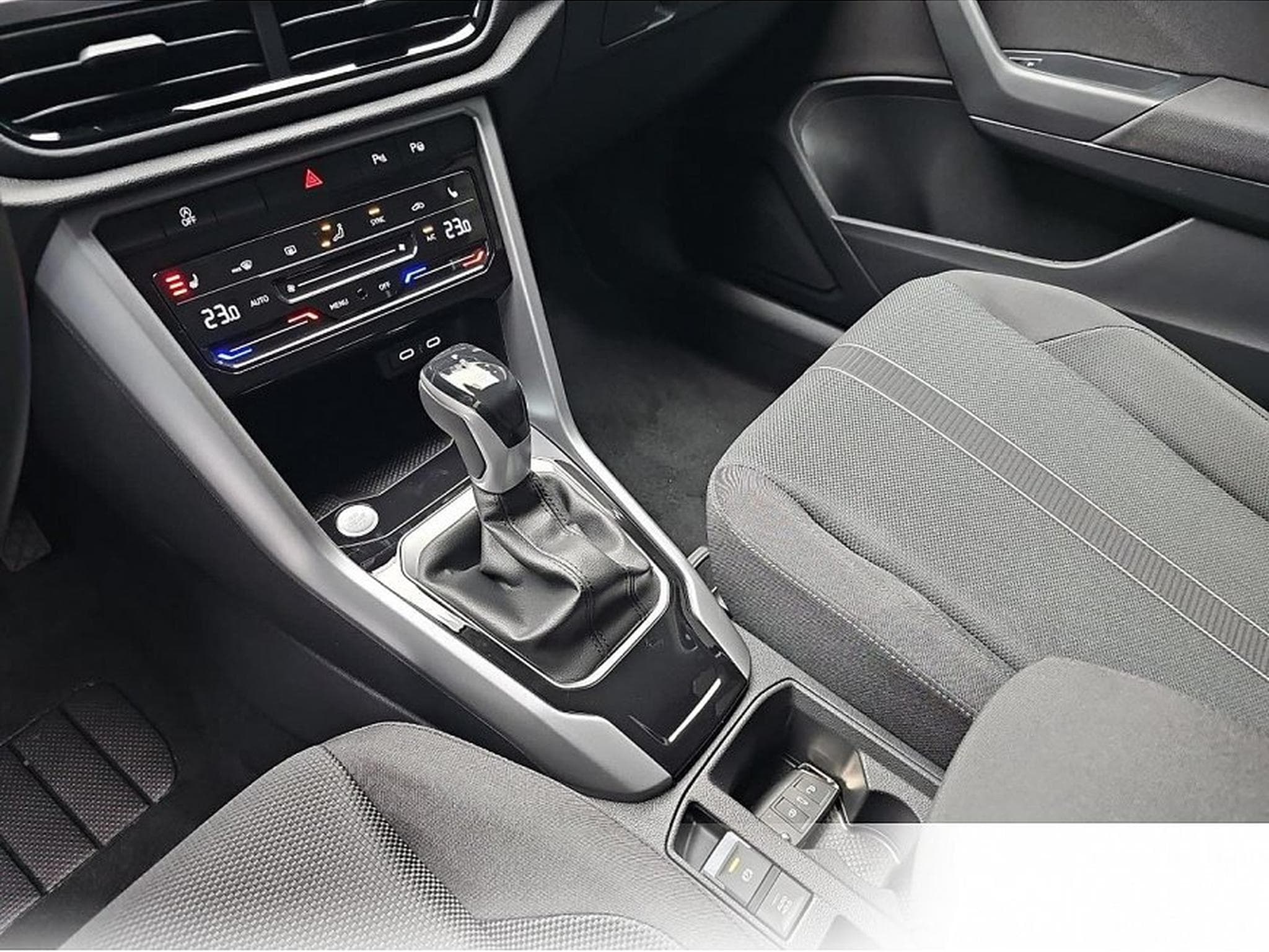 VW T-Roc (2026) - Foto 11