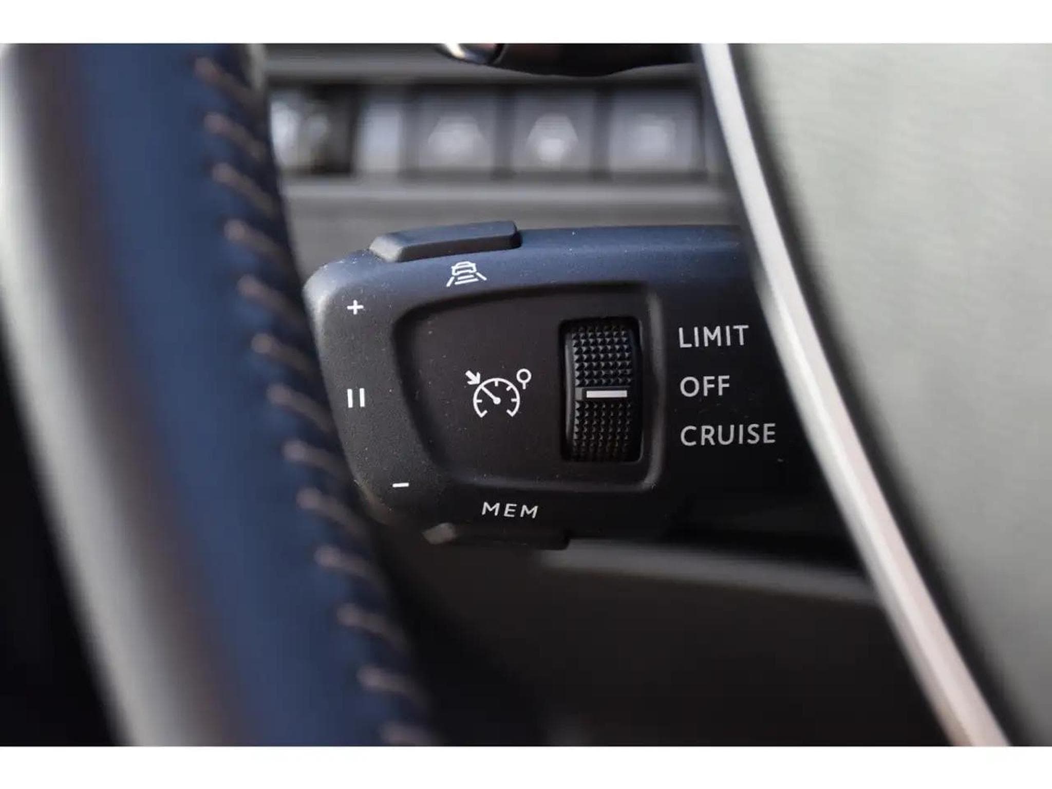 Peugeot 3008 (2024) - Photo 17