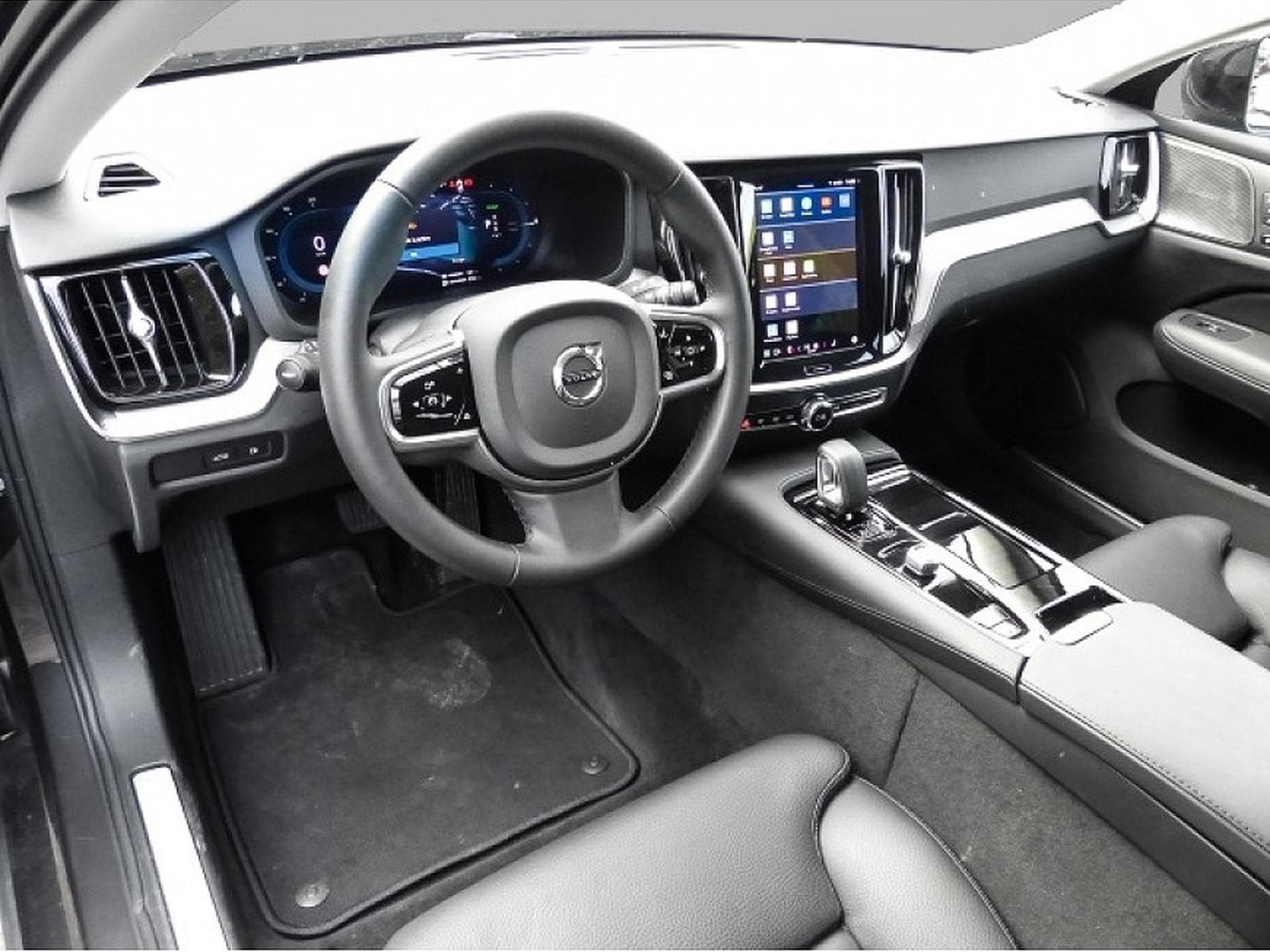 Volvo V60 (2024) - Photo 4