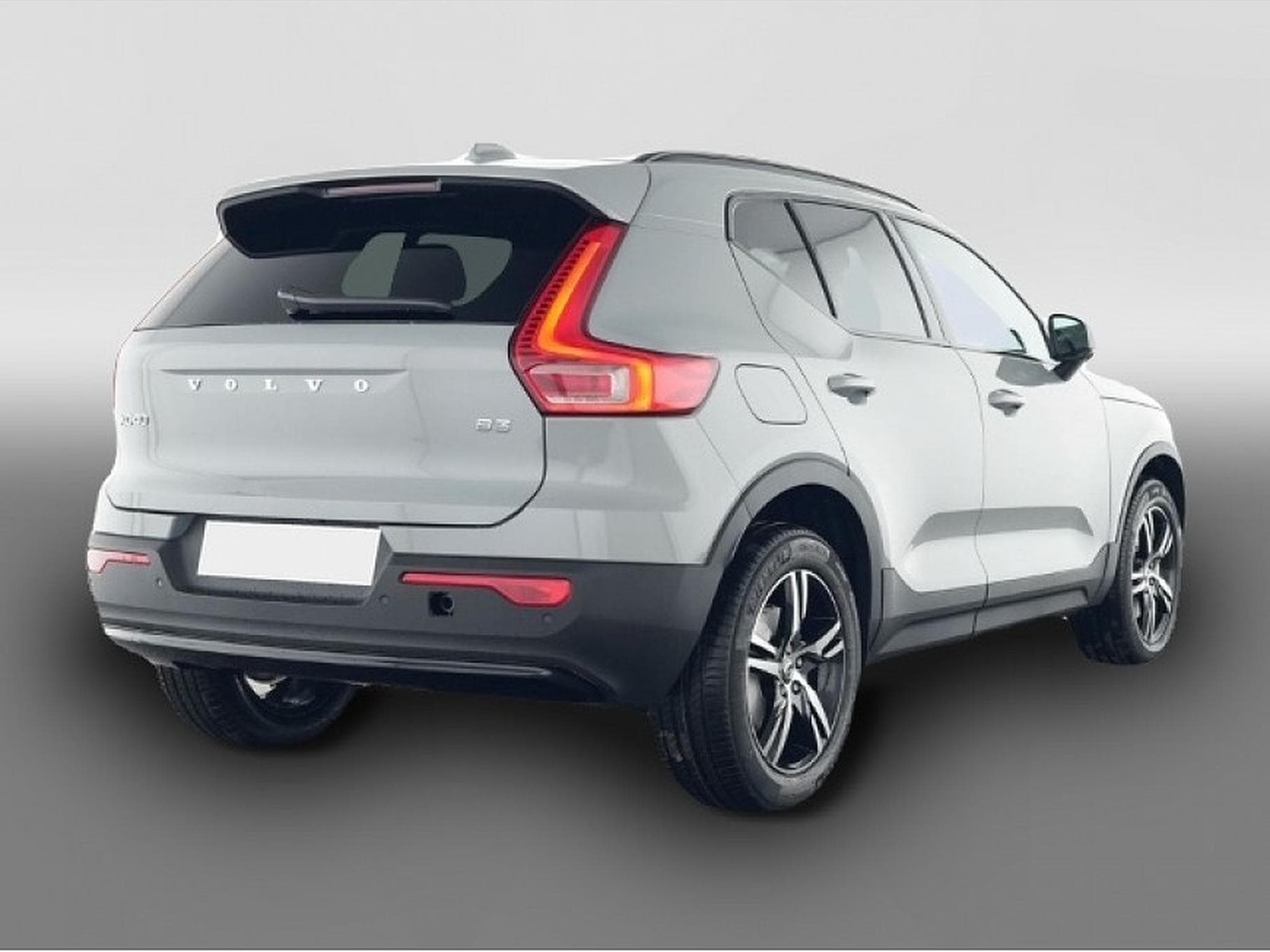 Volvo XC40 (2025) - Photo 2