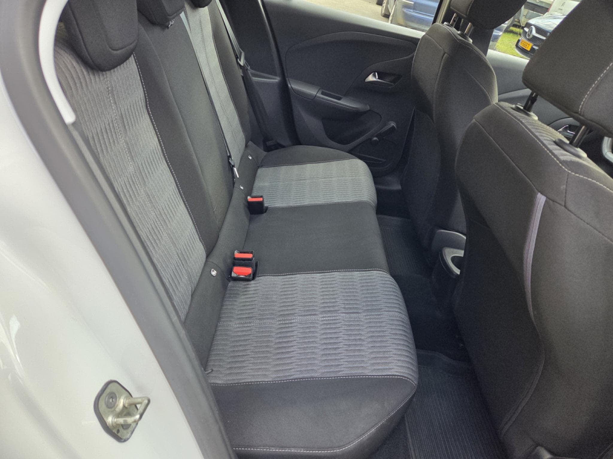 Opel Corsa 1.5 D 102 CV Garantie 12 Mois (2021) - Photo 12