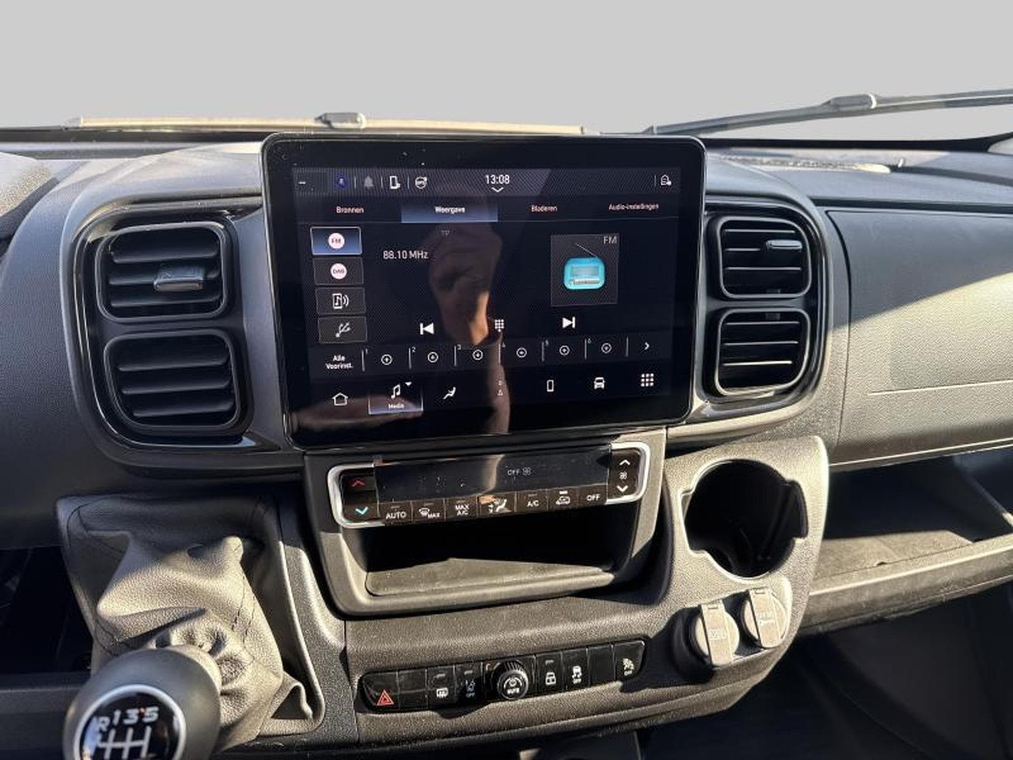 Peugeot Boxer Fourgon 335 L3H2 (2025) - Photo 17