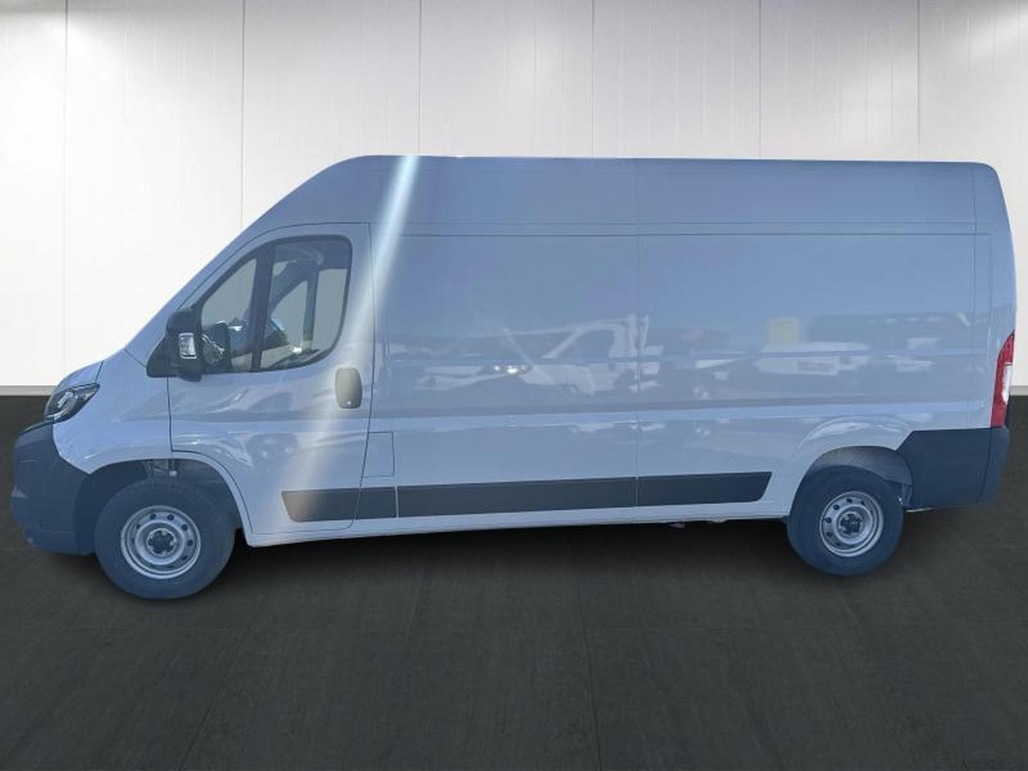 Peugeot Boxer Fourgon 335 L3H2 (2025) - Photo 7