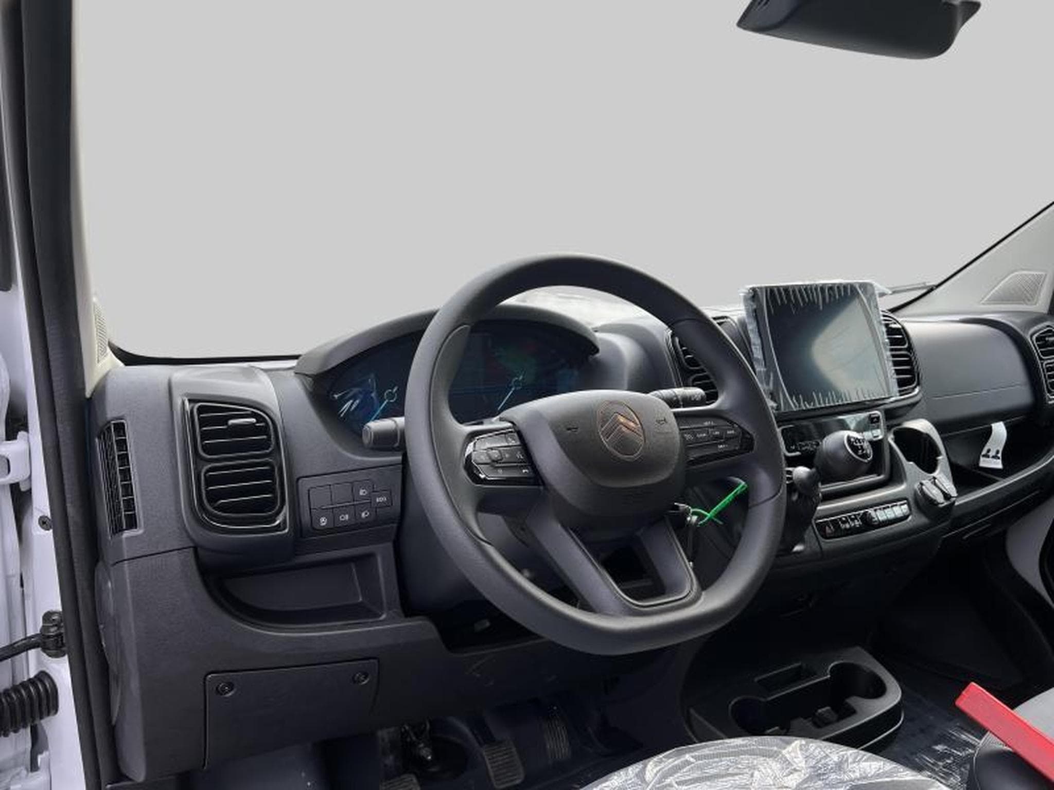 Citroen Jumper & ë- (2025) - Photo 13