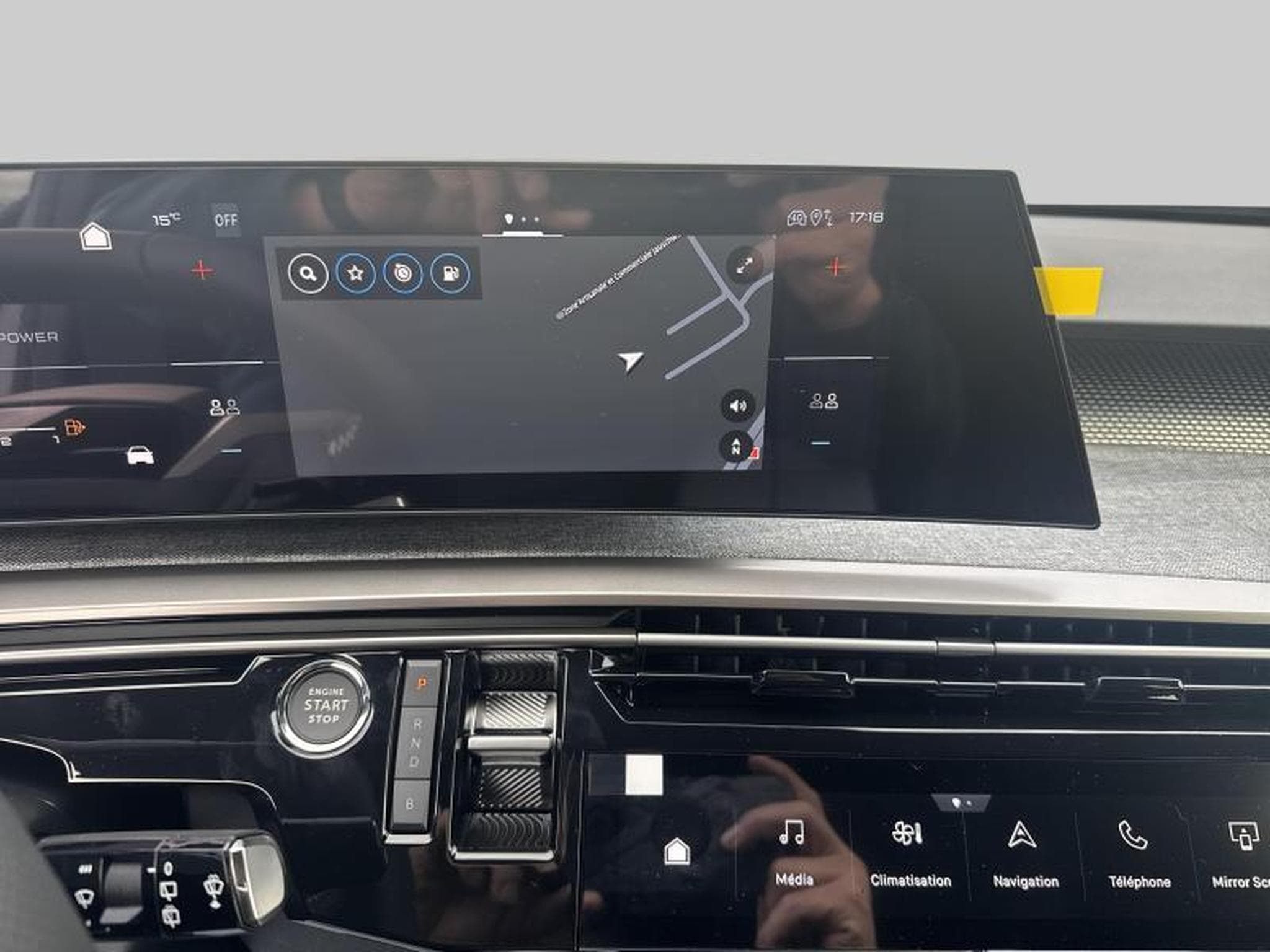 Peugeot 5008 III & e- GT (2025) - Photo 16