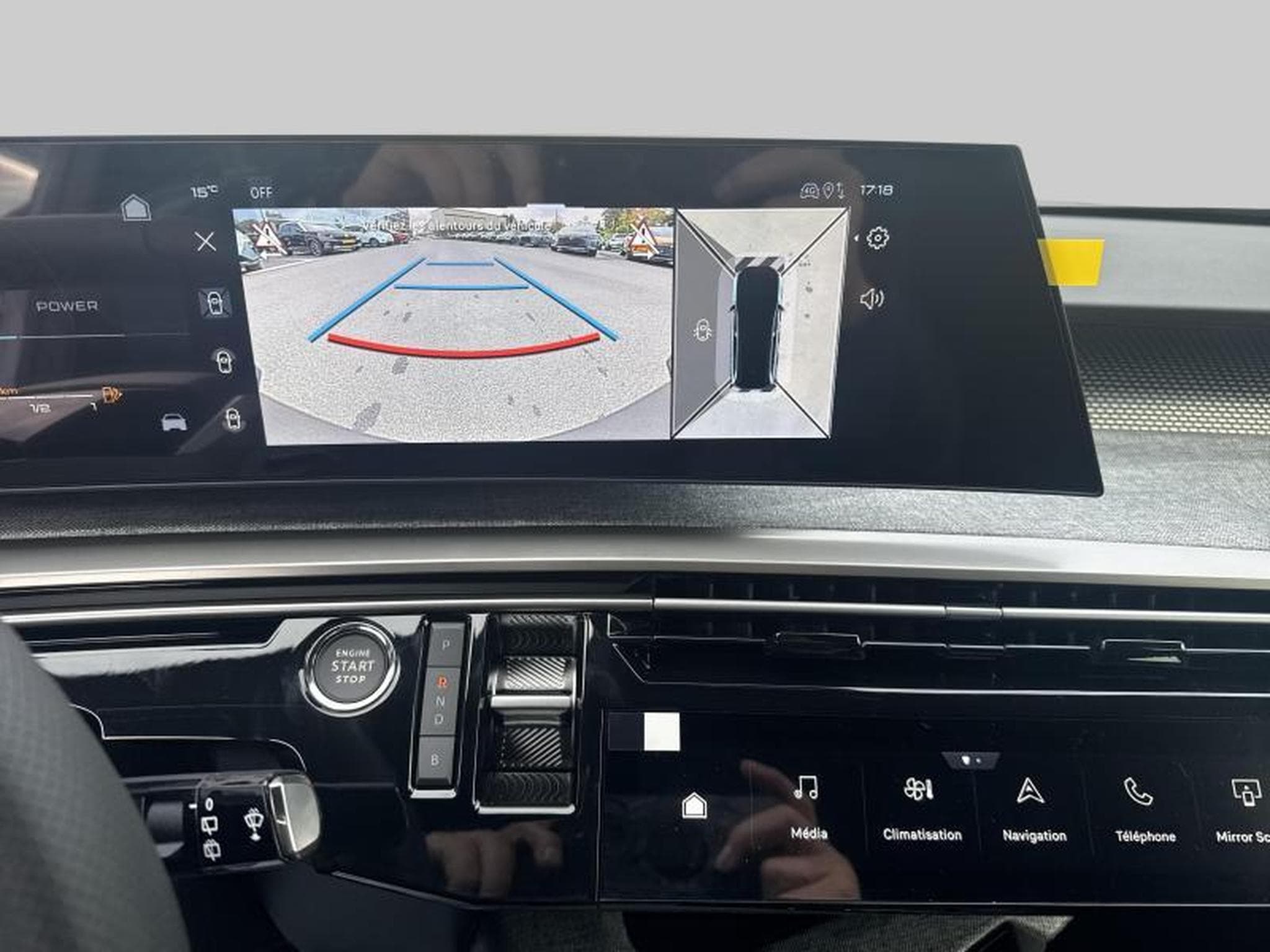 Peugeot 5008 III & e- GT (2025) - Photo 18