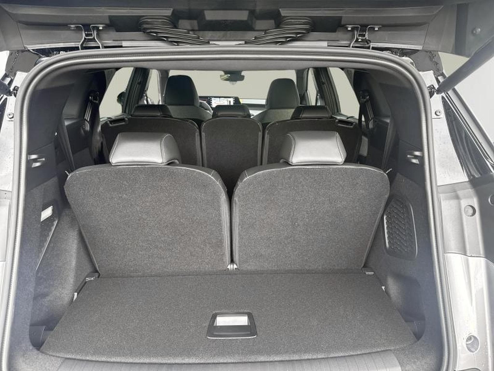 Peugeot 5008 III & e- GT (2025) - Photo 20