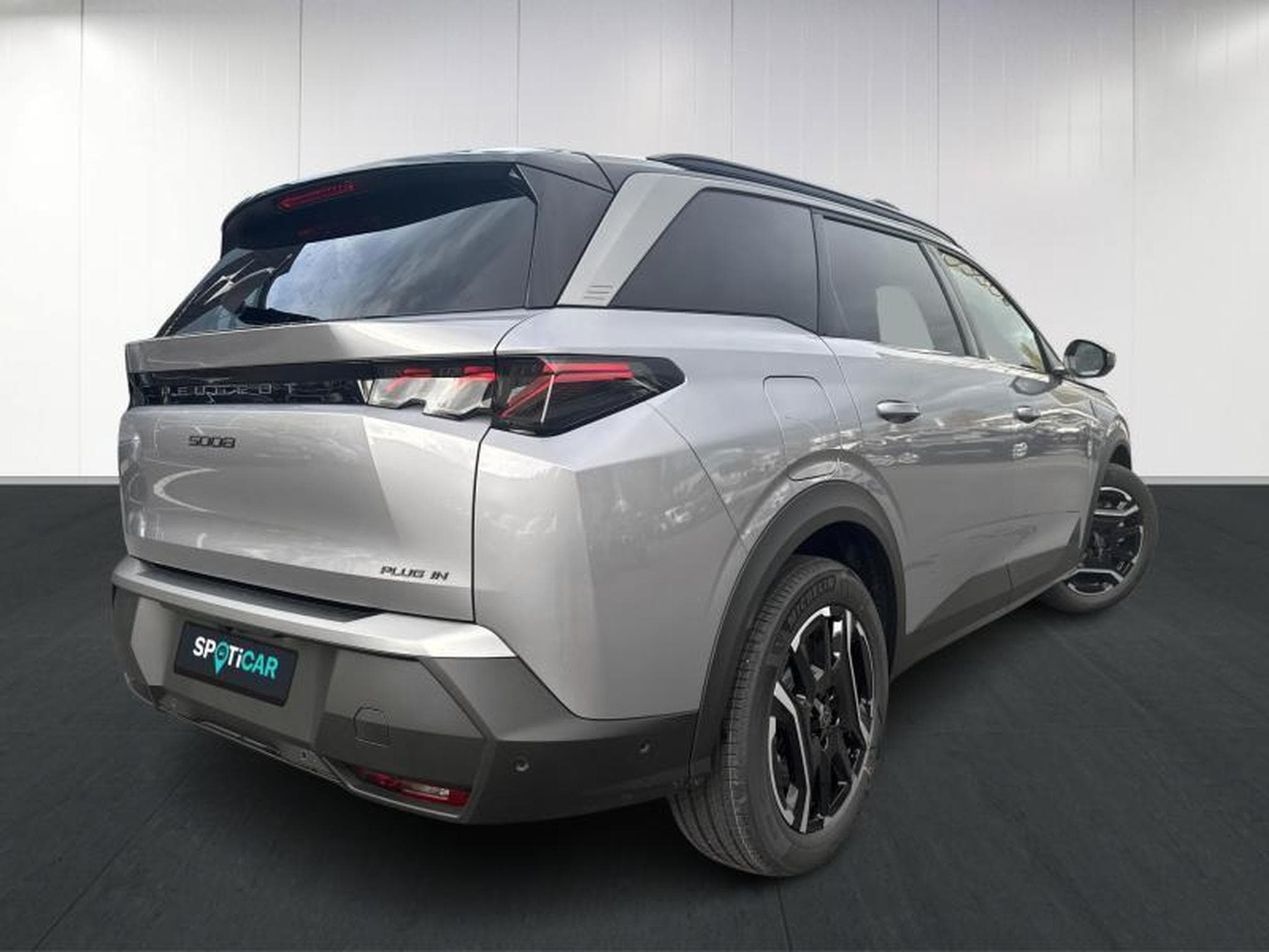 Peugeot 5008 III & e- GT (2025) - Photo 4