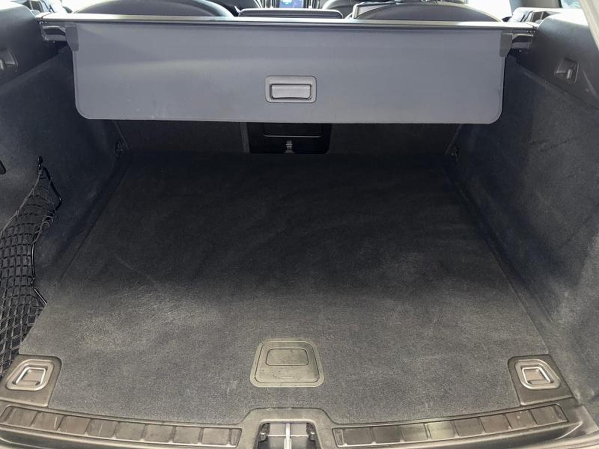 Volvo XC60 B5 Core / Essence (2025) - Foto 19