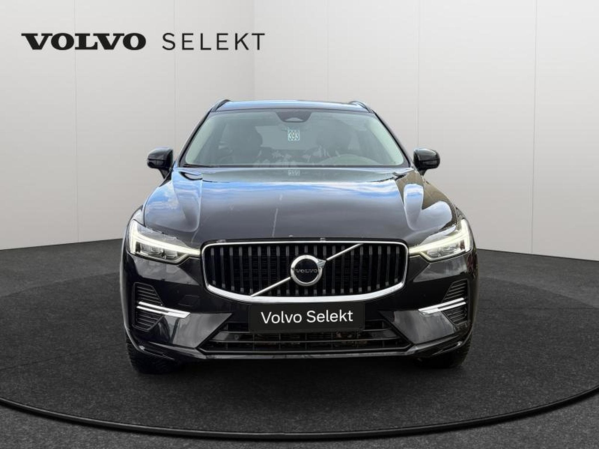 Volvo XC60 B5 Core / Essence (2025) - Foto 9