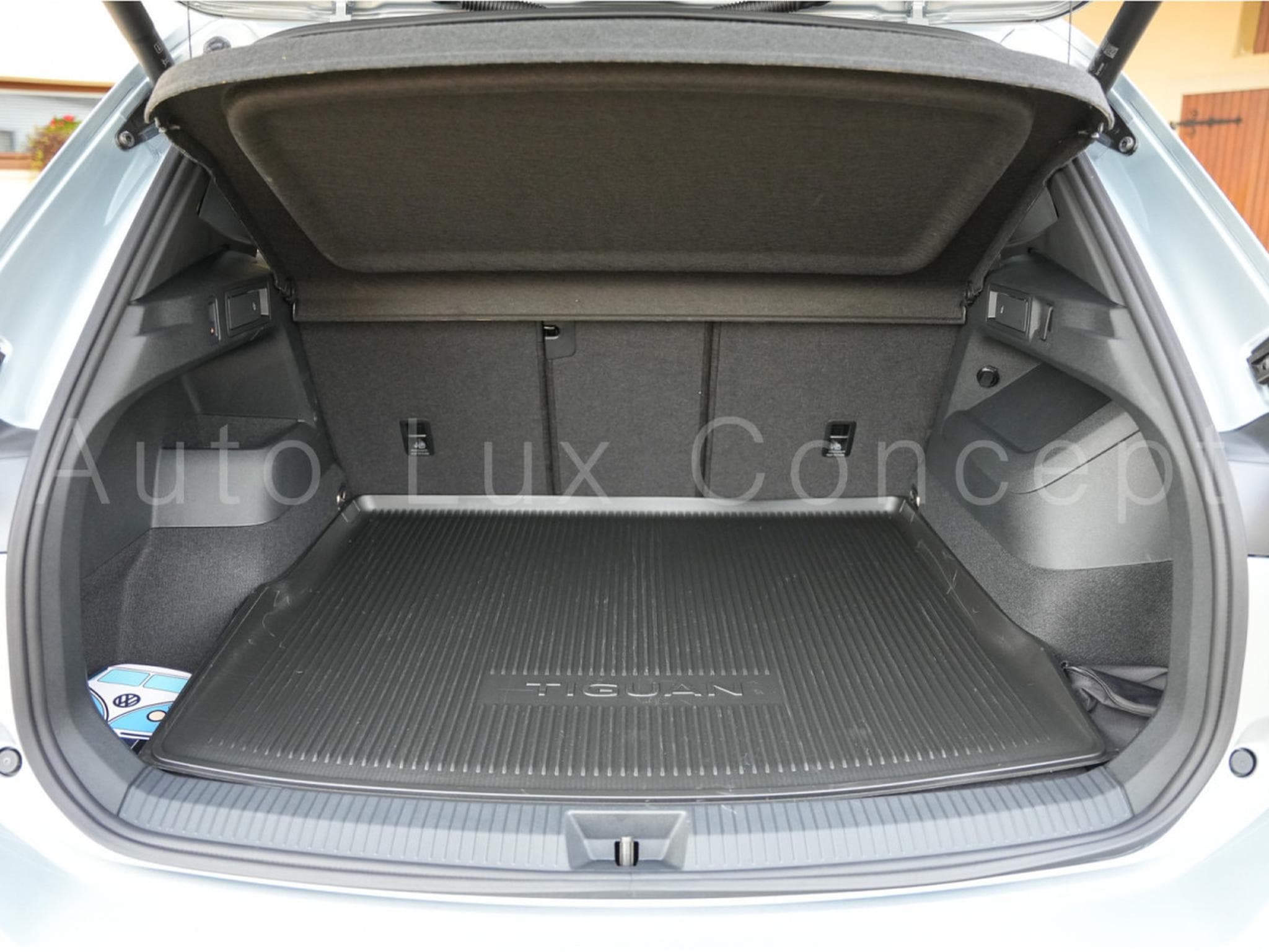 VW Tiguan R-Line 2.0 TDI 4MOTION 193 ch DSG 7 (2025) - Photo 24