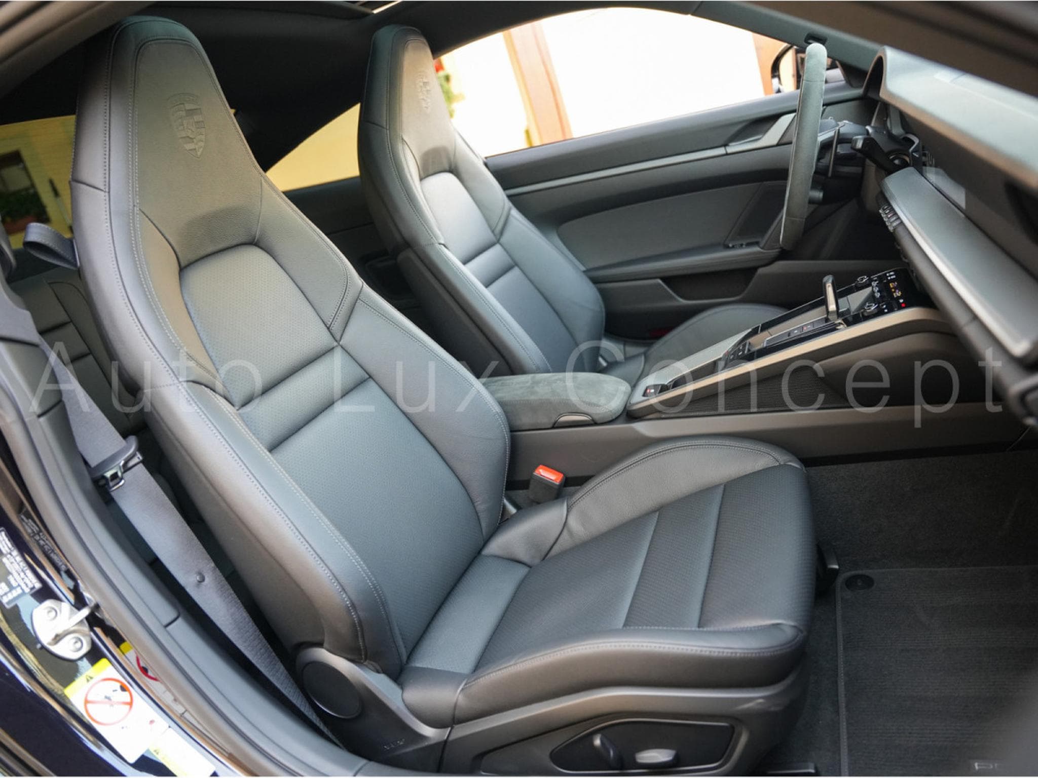 Porsche 911 911 Carrera (2025) - Photo 26