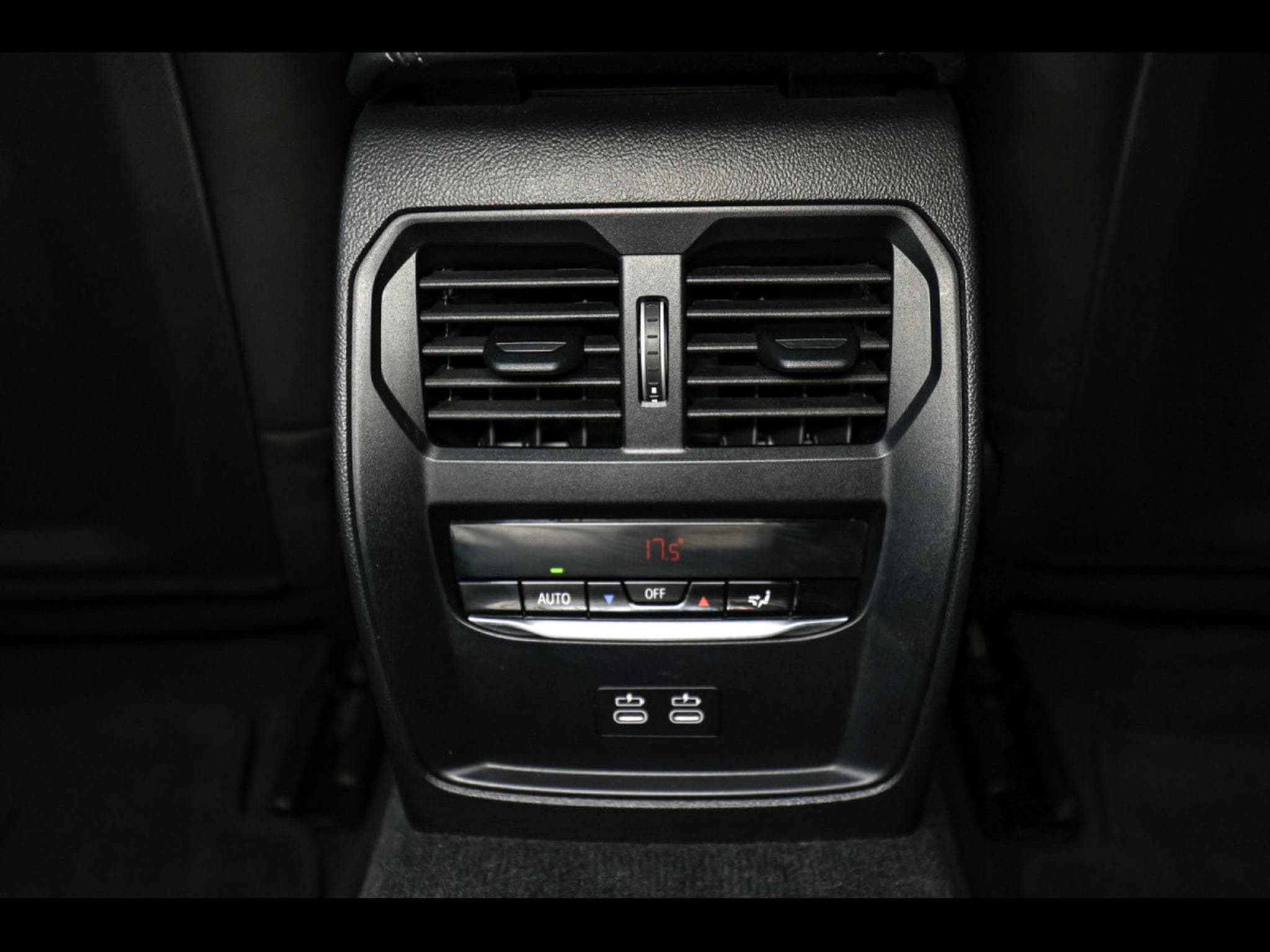 BMW M340 TOURING XDRIVE - BLACK SAPPHIRE METALLIC - WARRANTY 11/2028 (2024) - Photo 23