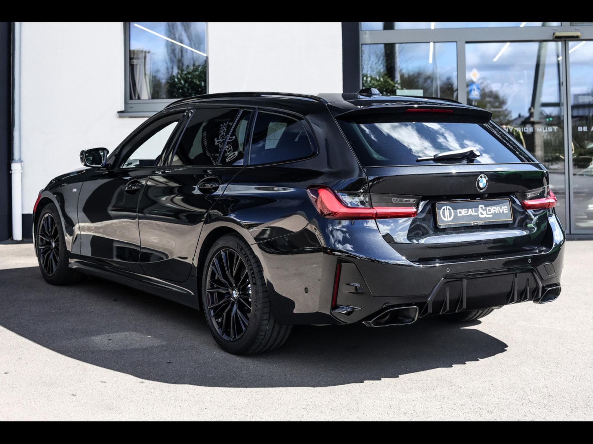 BMW M340 TOURING XDRIVE - BLACK SAPPHIRE METALLIC - WARRANTY 11/2028 (2024) - Photo 3