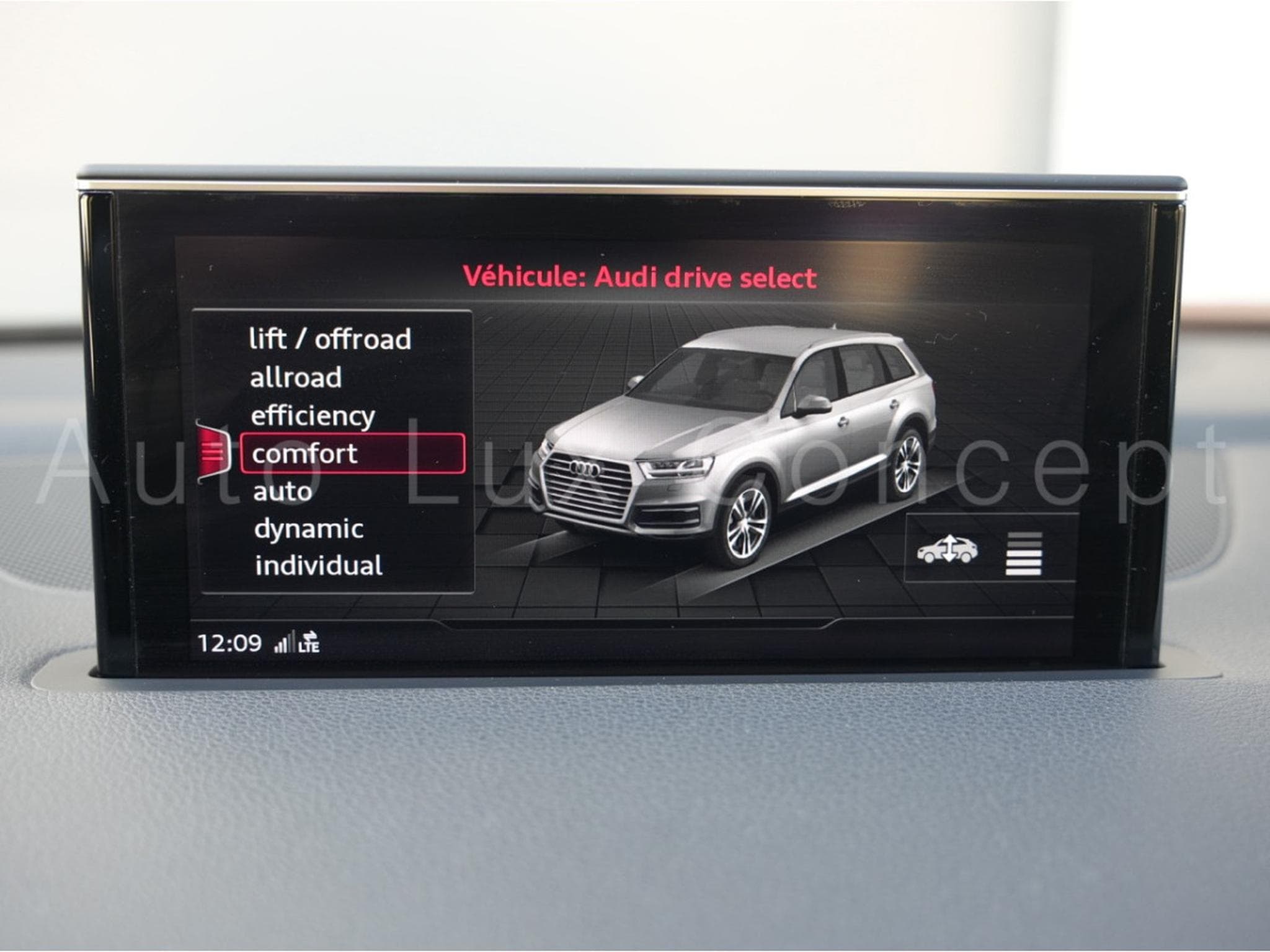 Audi Q7 3.0 TDI quattro S line (2017) - Photo 17